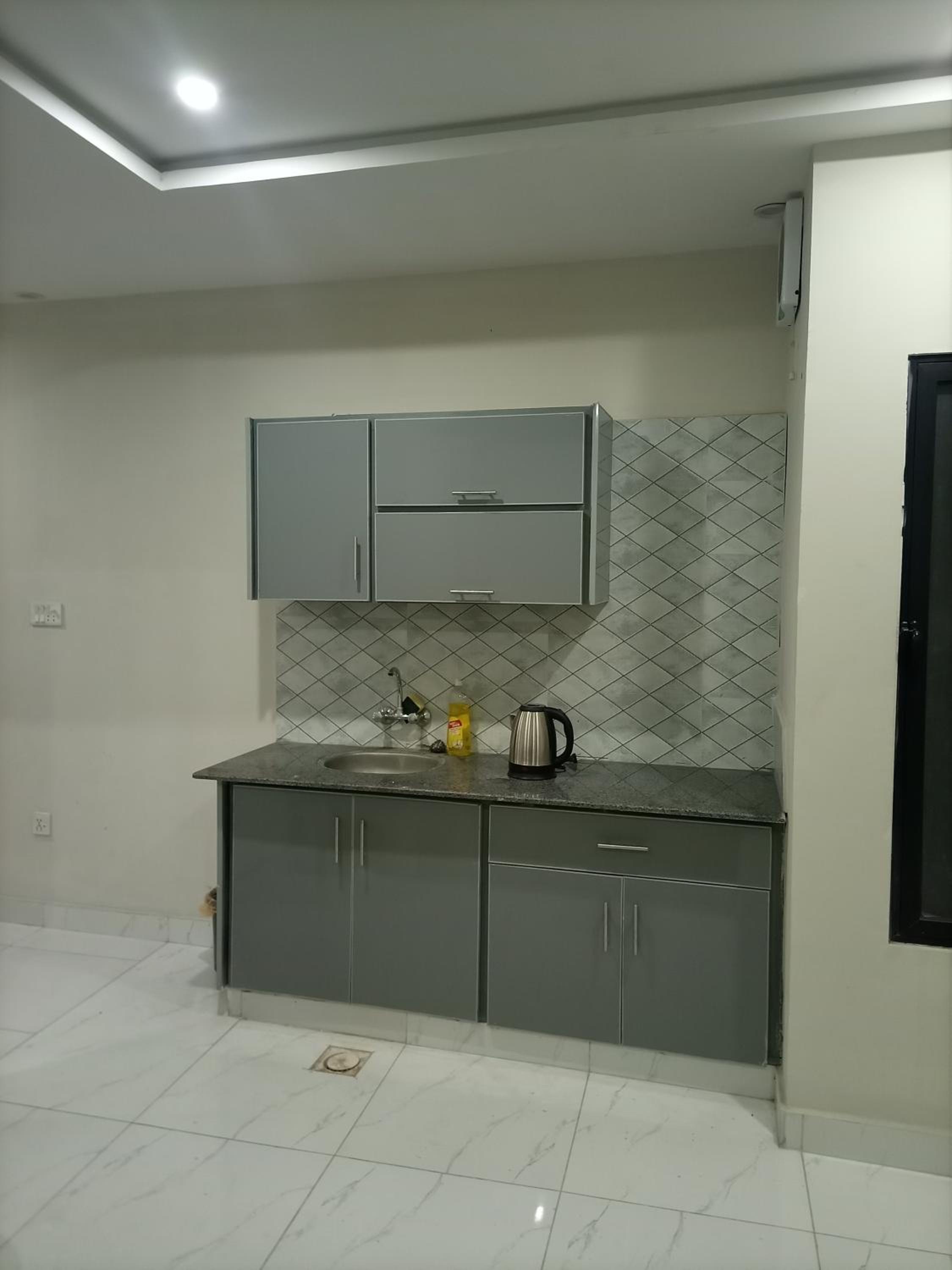IZee view appartment Bahria Town
