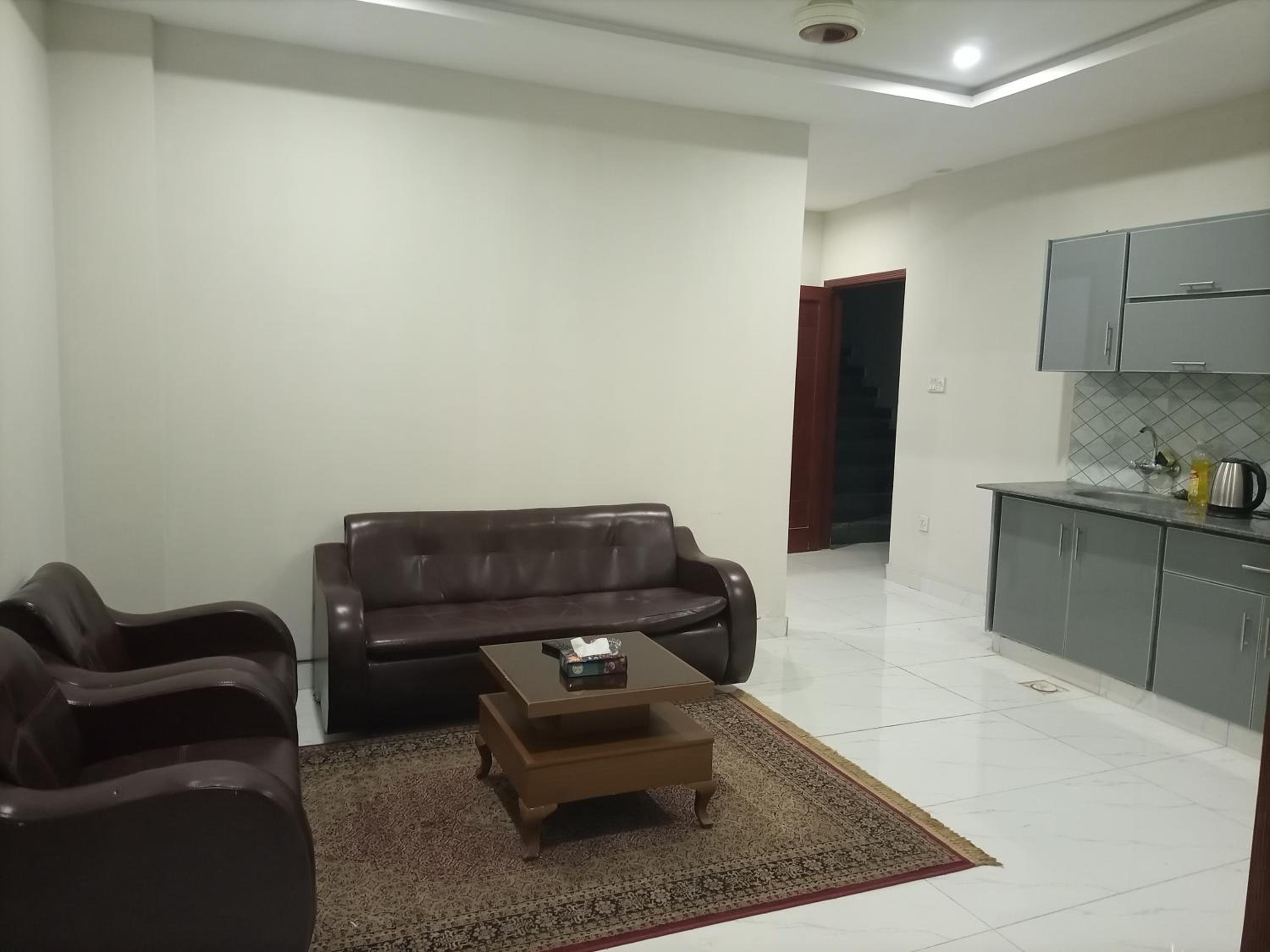 IZee view appartment Bahria Town