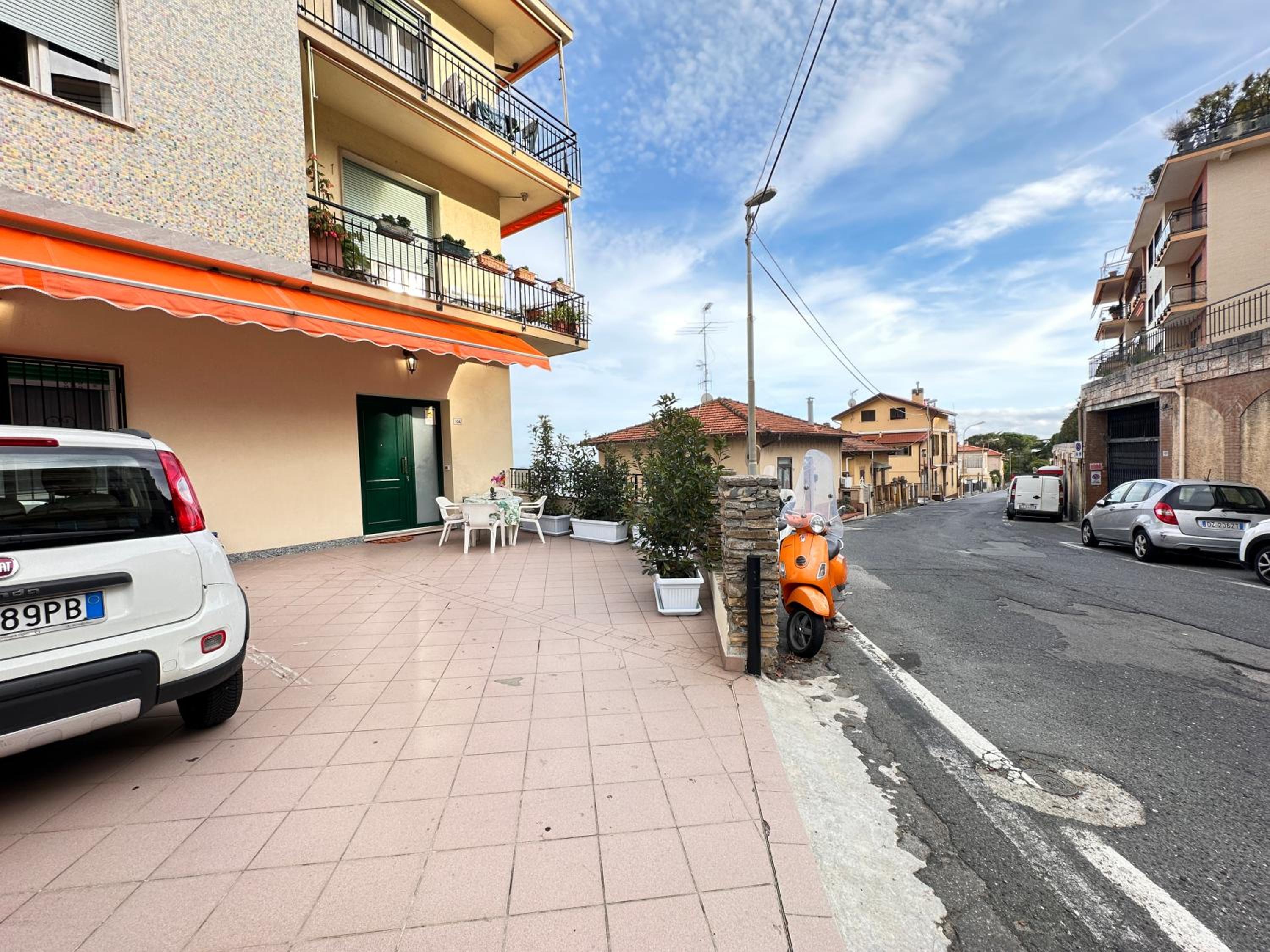 SANREMO Mare e Relax - Affittasi Luna Home, con parcheggio riservato e aria condizionata a poca distanza dal mare