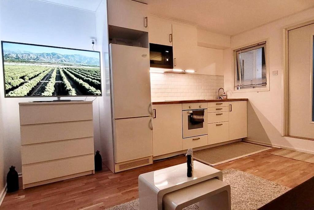 Studio near Volvo Torslanda Free parking view 3