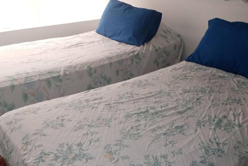 Agradable cabaña con piscina