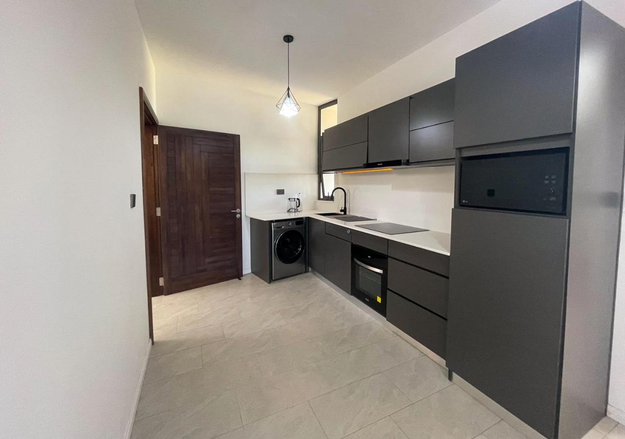Apartment for rent in Flic en Flac view 4