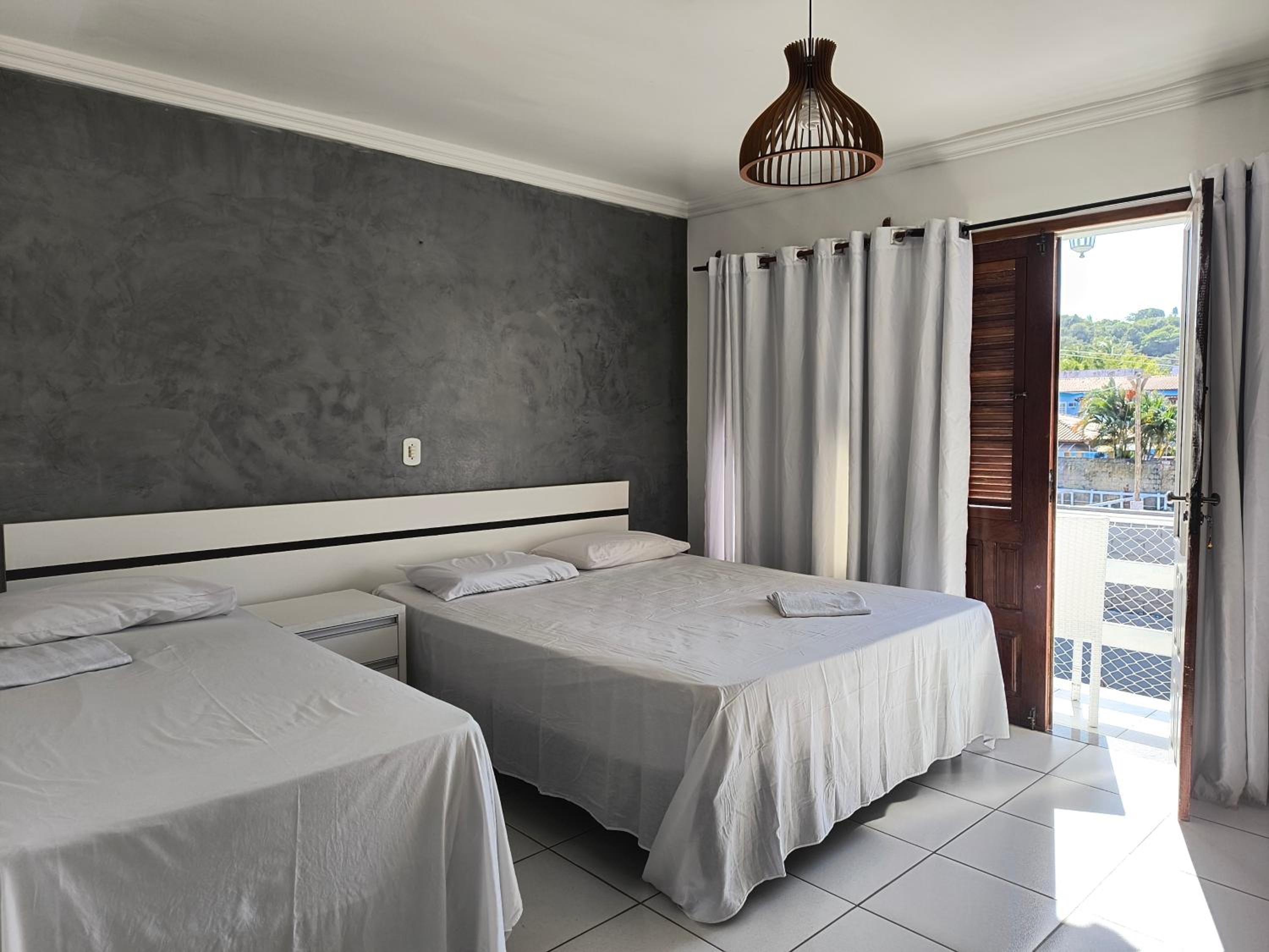 Apartamento 3 quartos Duplex na Praia Taperapuan, 400 metros da praia
