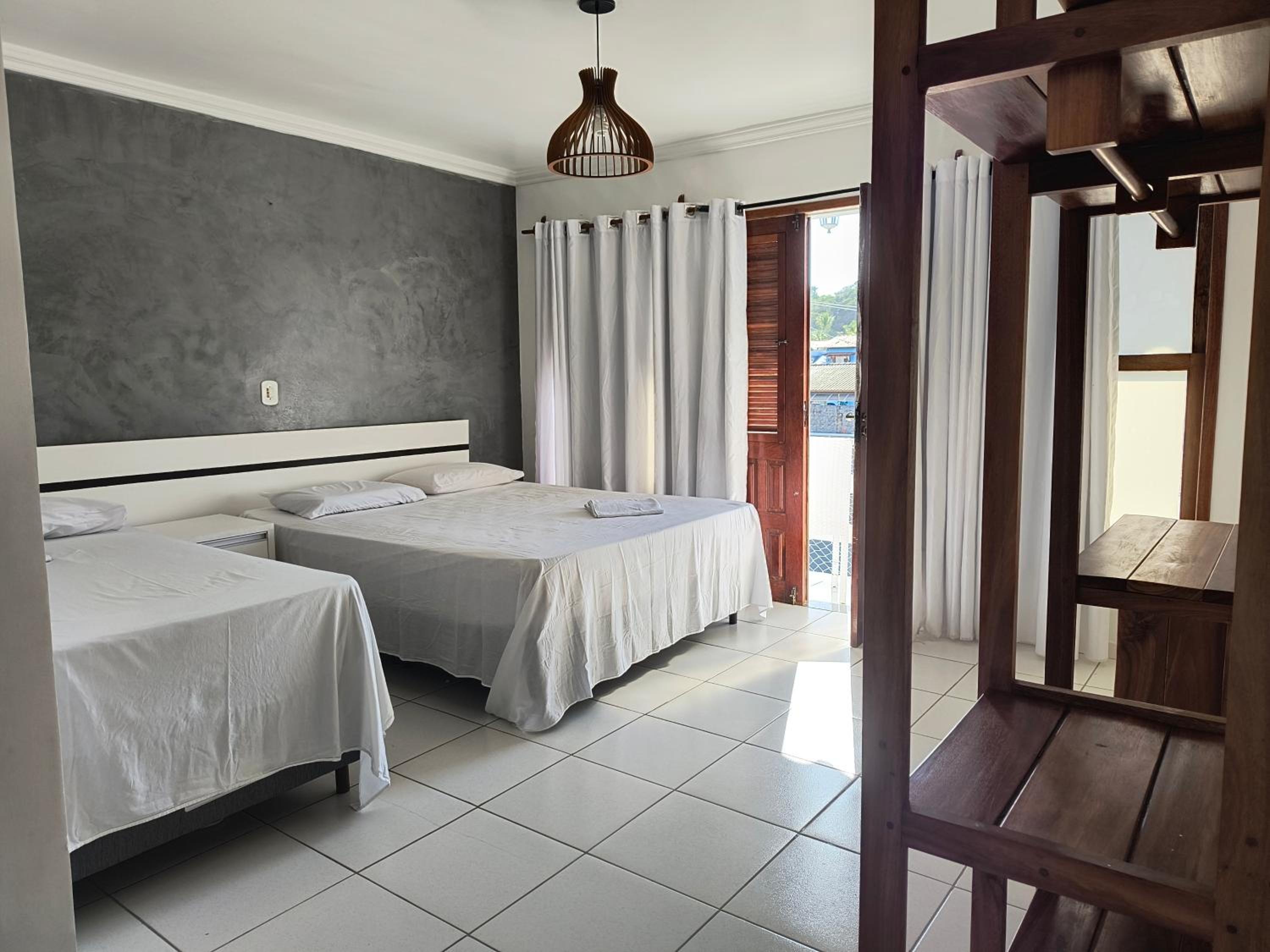 Apartamento 3 quartos Duplex na Praia Taperapuan, 400 metros da praia