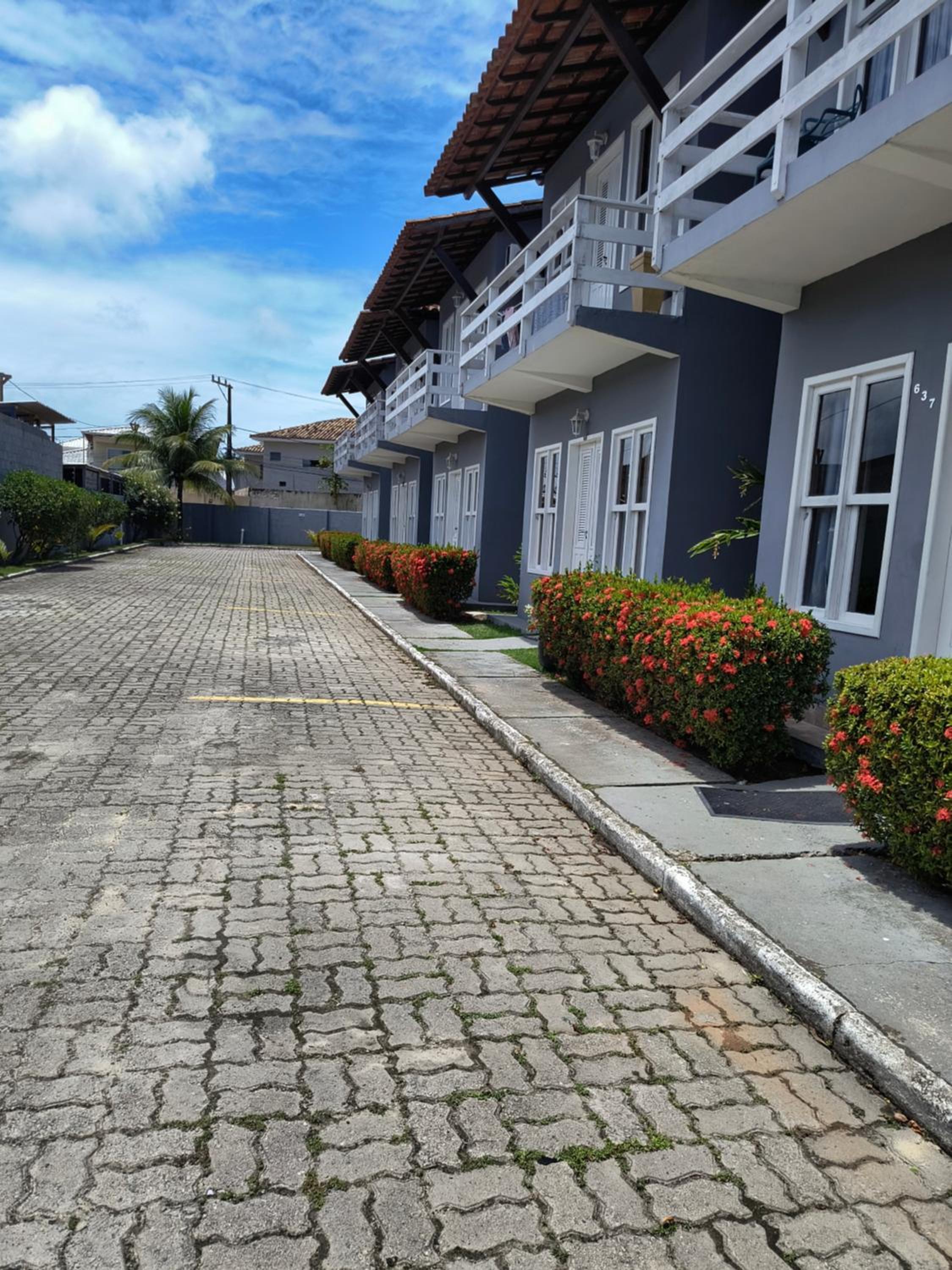 Apartamento 3 quartos Duplex na Praia Taperapuan, 400 metros da praia