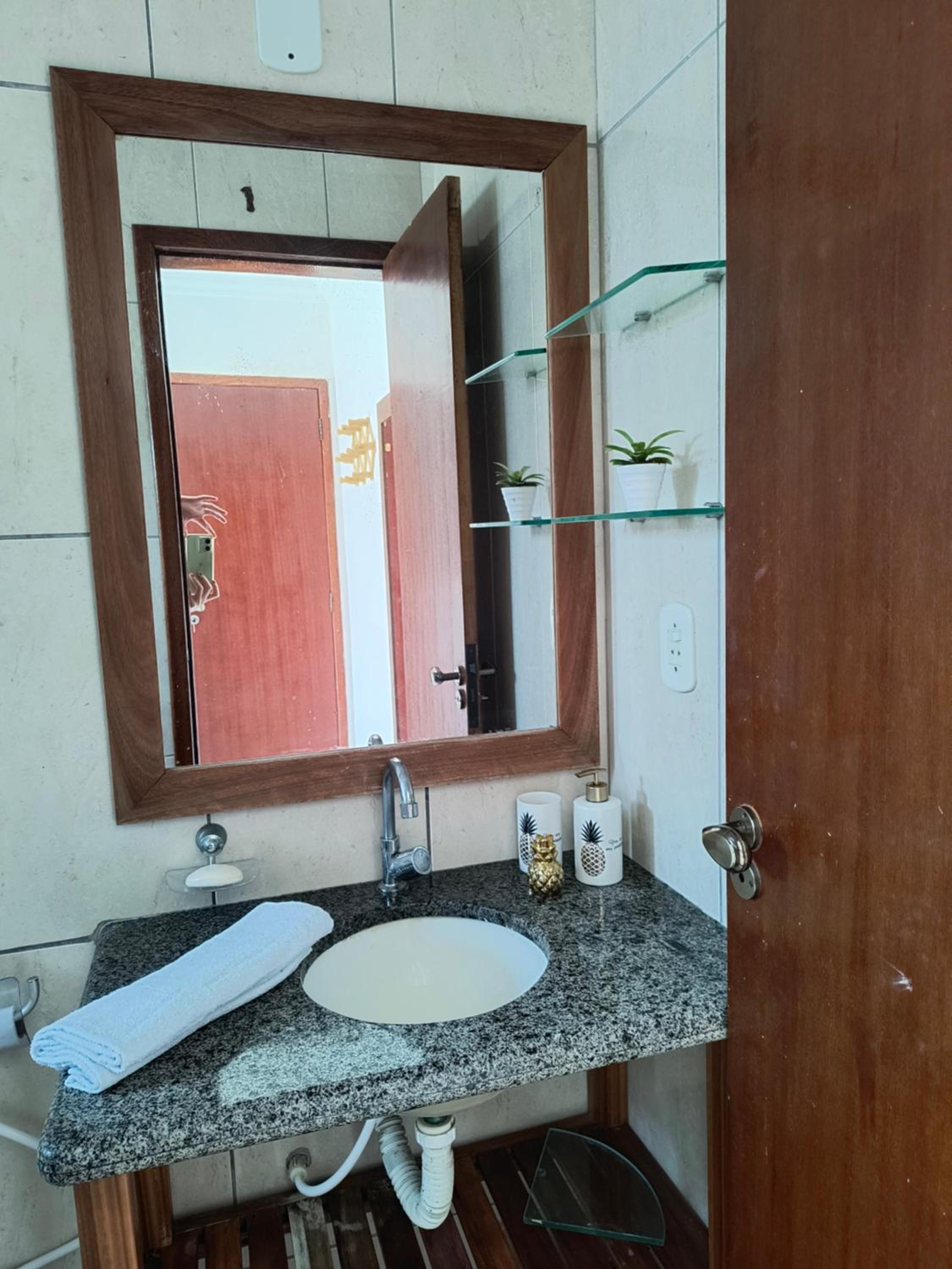 Apartamento 3 quartos Duplex na Praia Taperapuan, 400 metros da praia