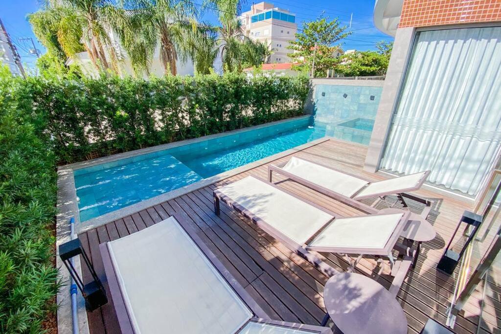 Apartamento poucos metros da praia de Palmas - 0112