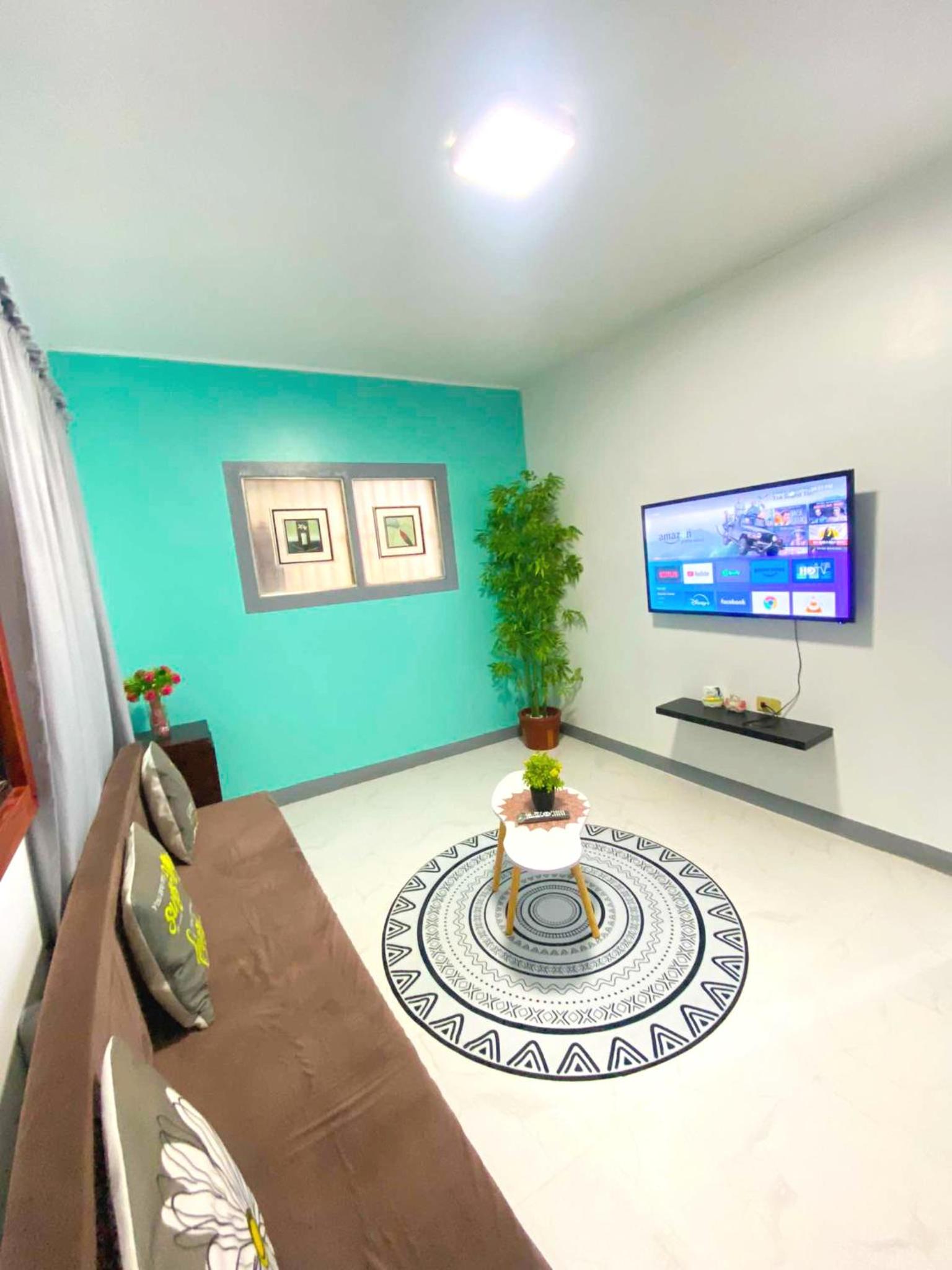 Family 2 Bedroom Apartment