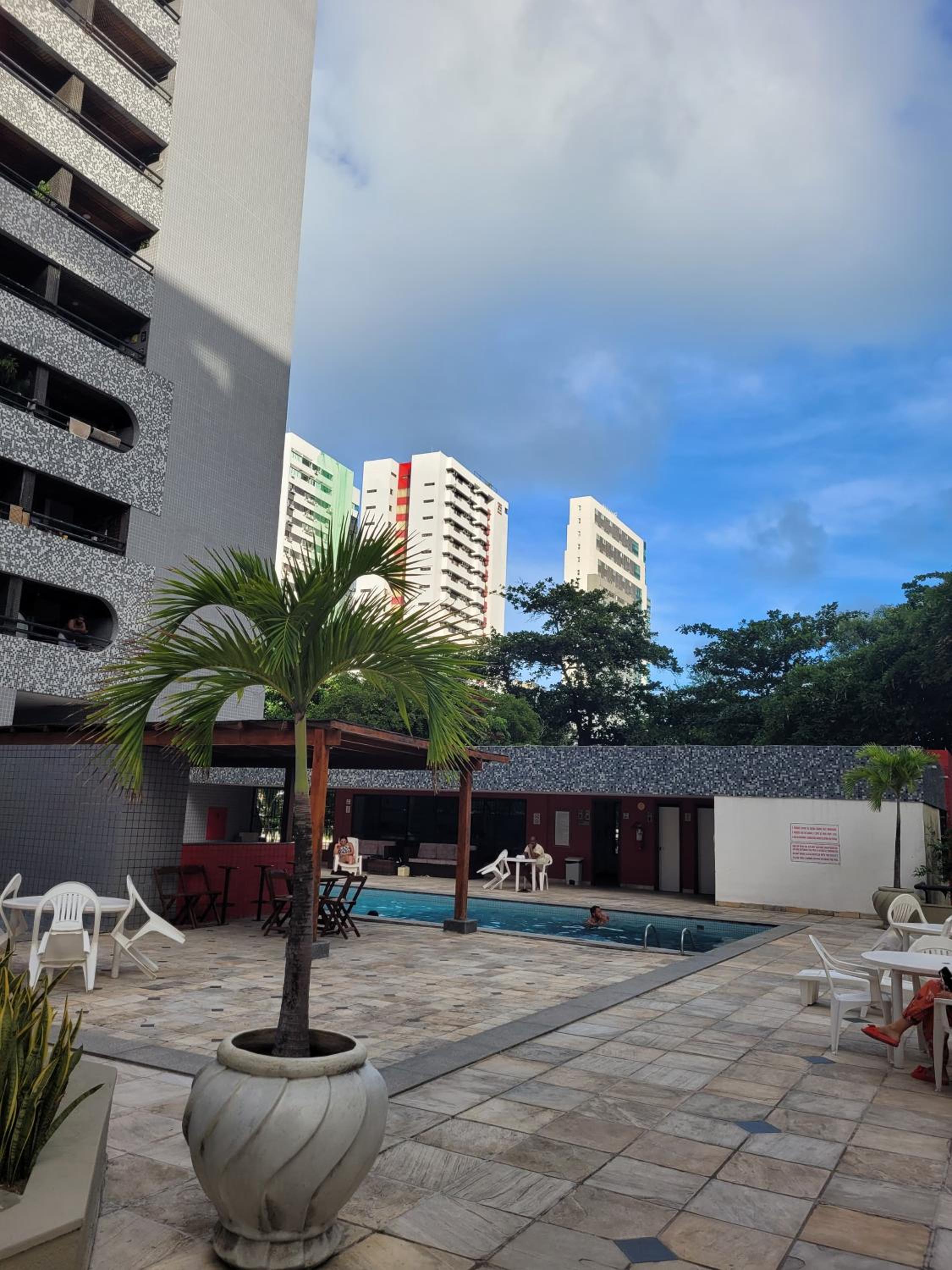 Recife flat vista mar 81
