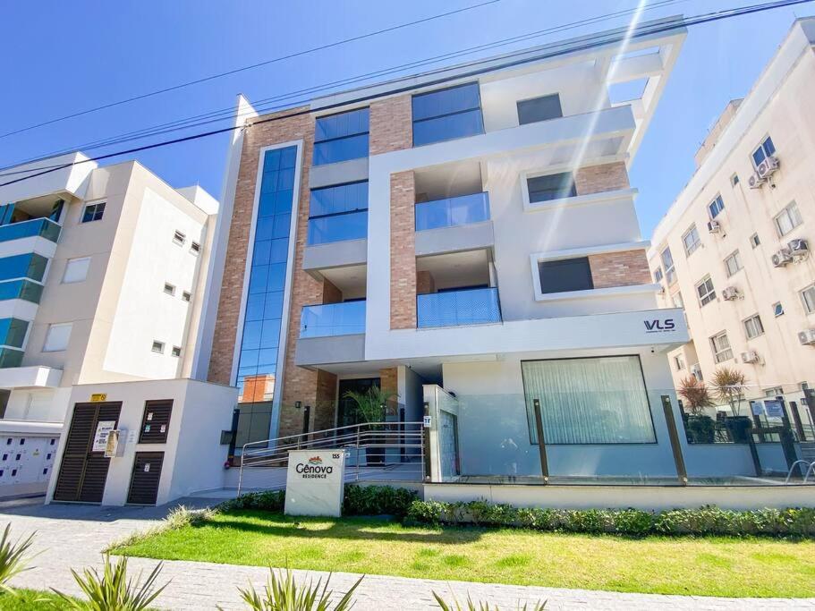 Apartamento para relaxar na Praia de Palmas - 0113