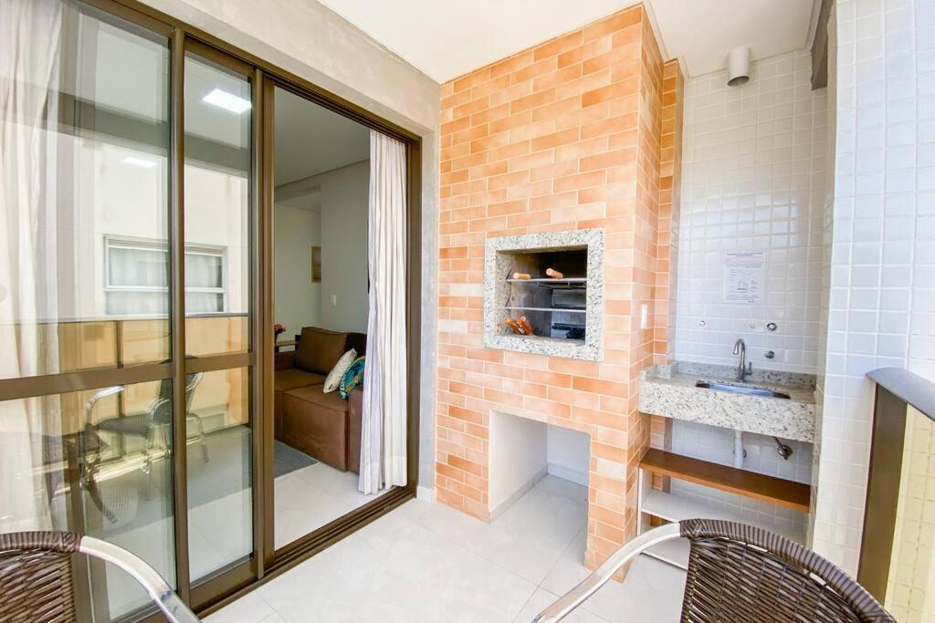 Apartamento para relaxar na Praia de Palmas - 0113