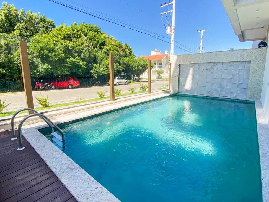 Apartamento para relaxar na Praia de Palmas - 0113