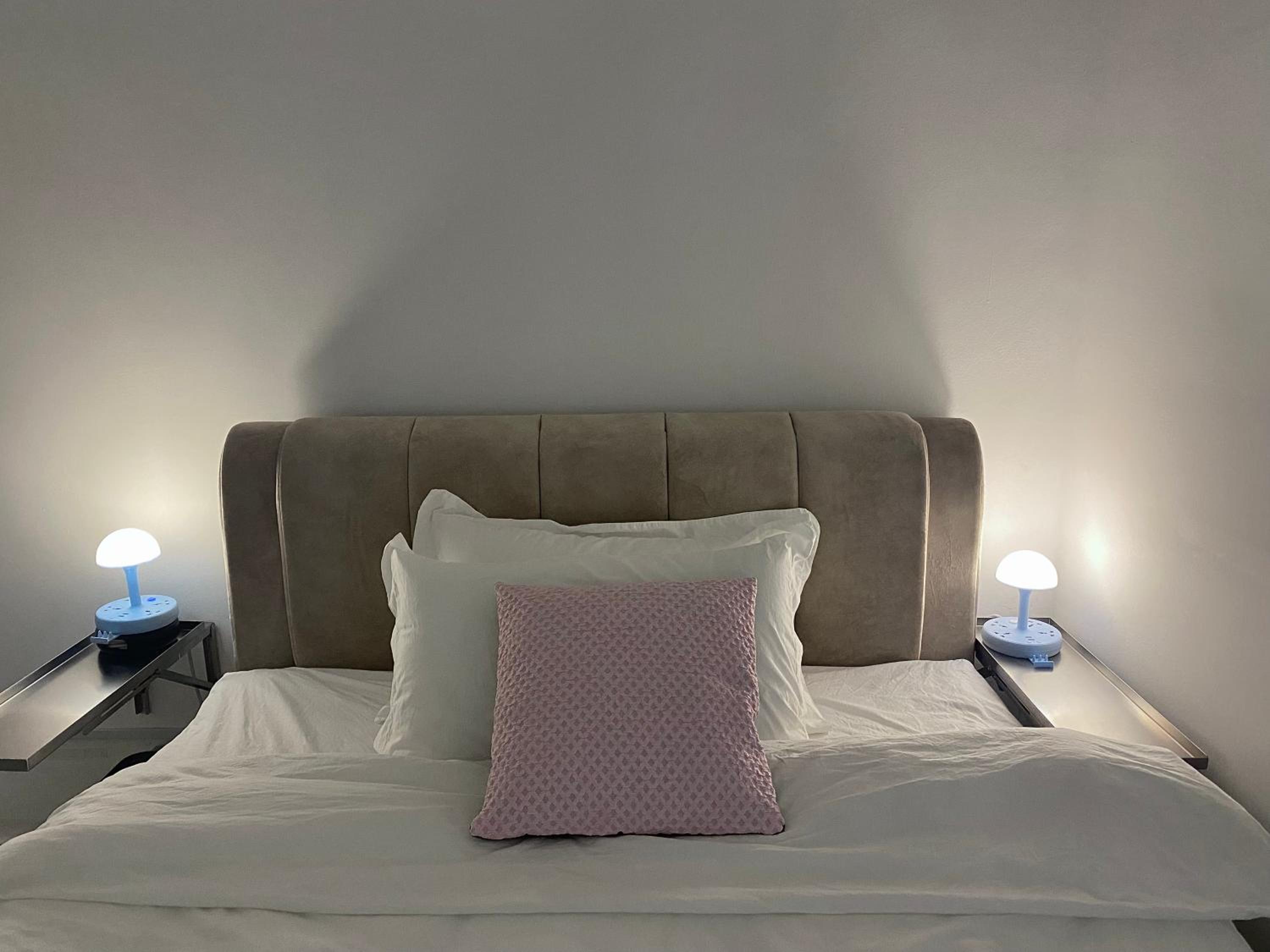 Bukit Indah - Room with Private Bathroom 1-3pax