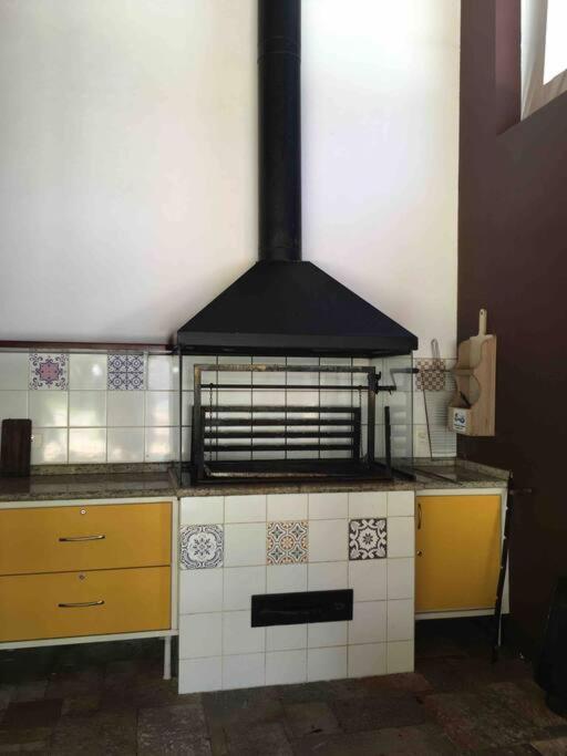 Condomínio maravilhoso e familiar, 03 dorm com 01 suíte