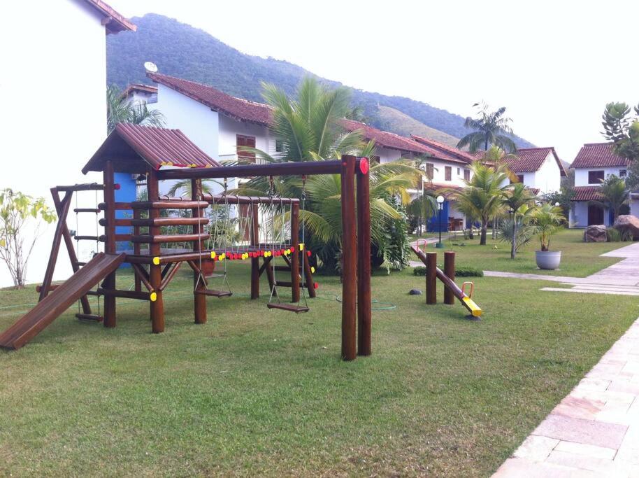 Condomínio maravilhoso e familiar, 03 dorm com 01 suíte