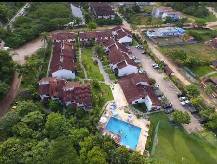 Condomínio maravilhoso e familiar, 03 dorm com 01 suíte