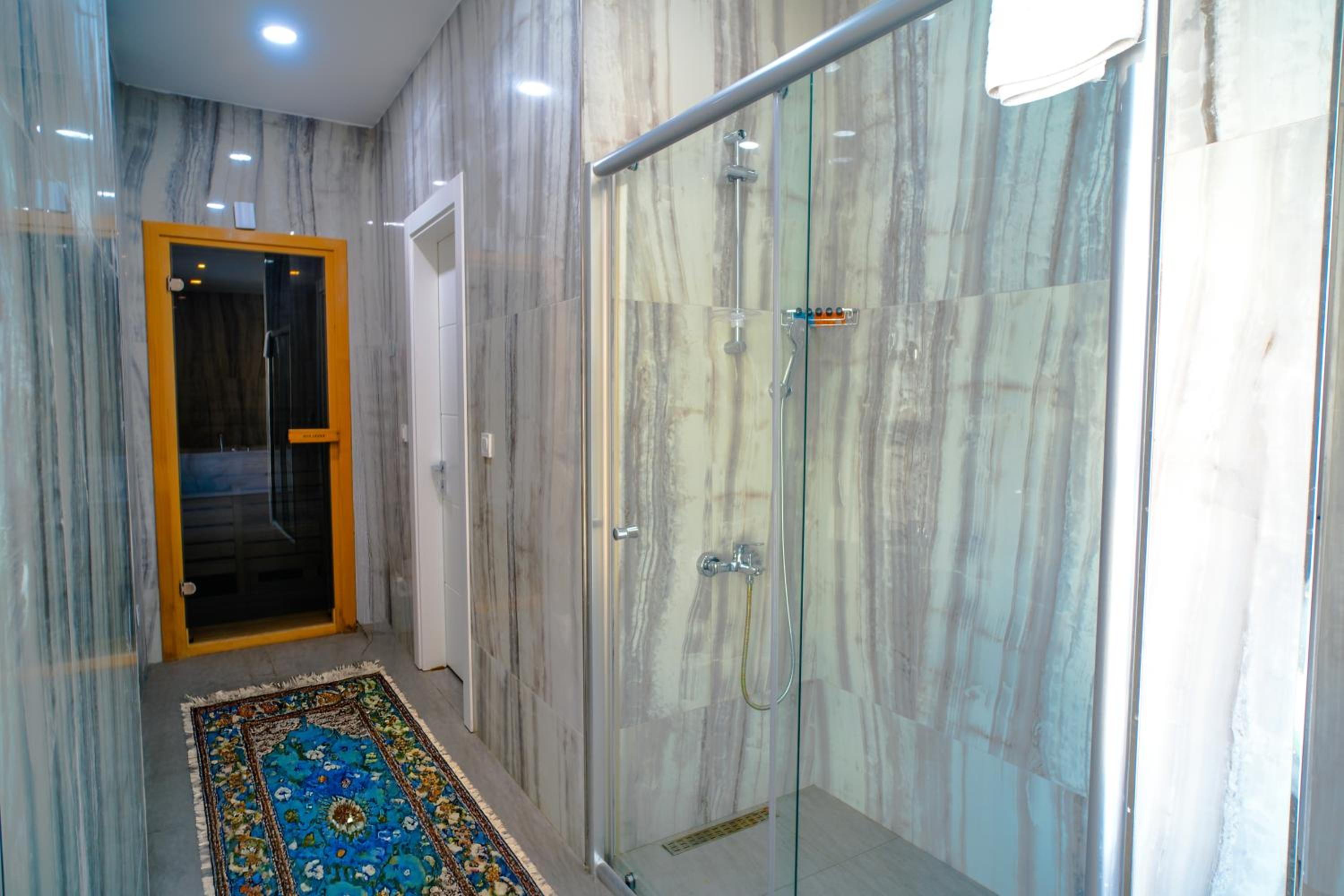 Graf Victor Otel - Image 35