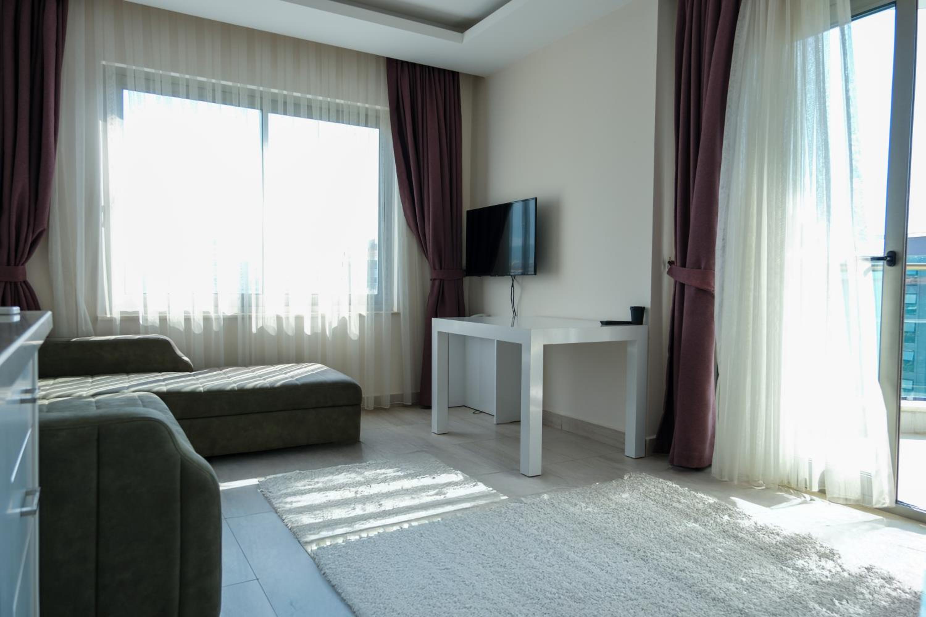 Graf Victor Otel - Image 63