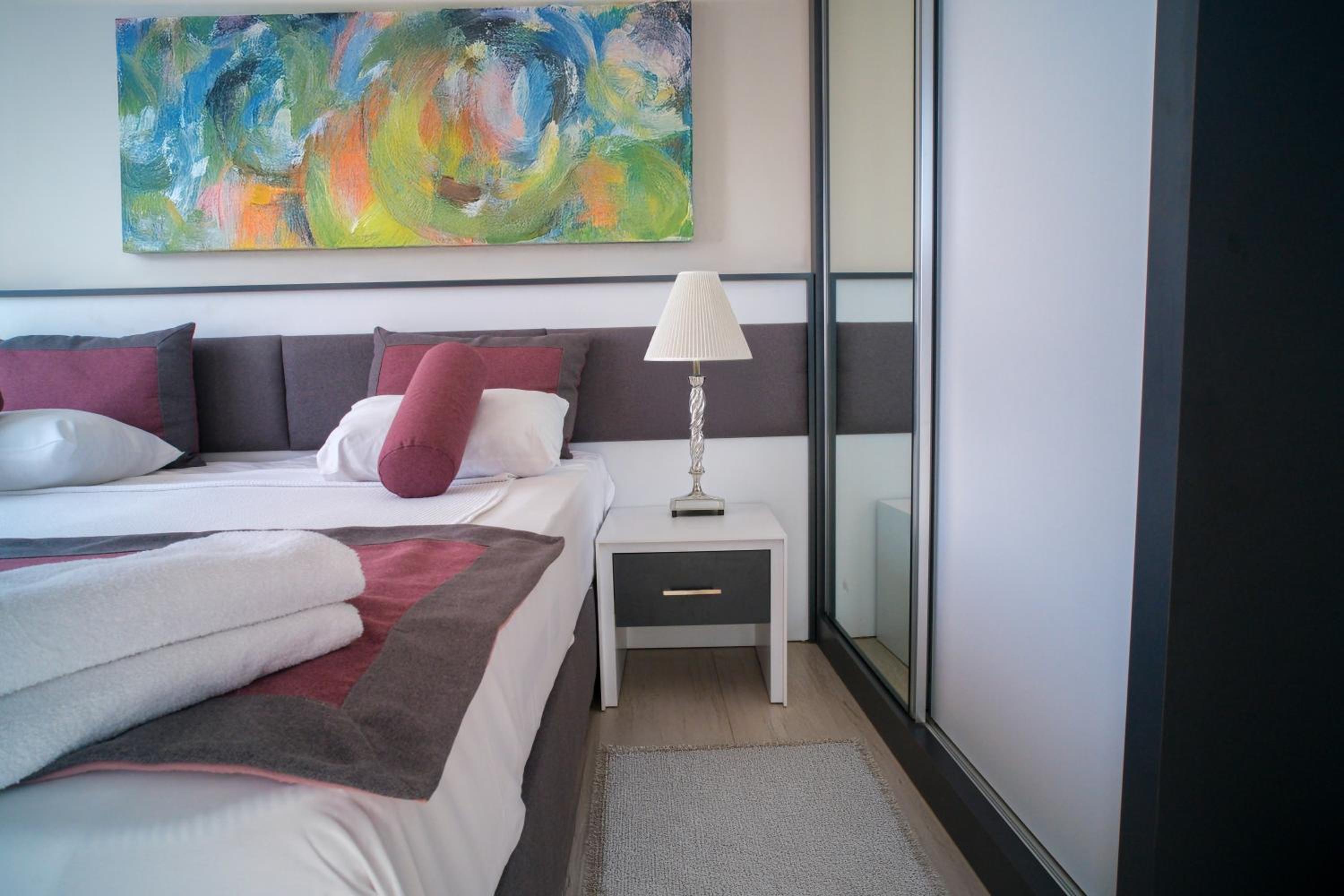 Graf Victor Otel - Image 68