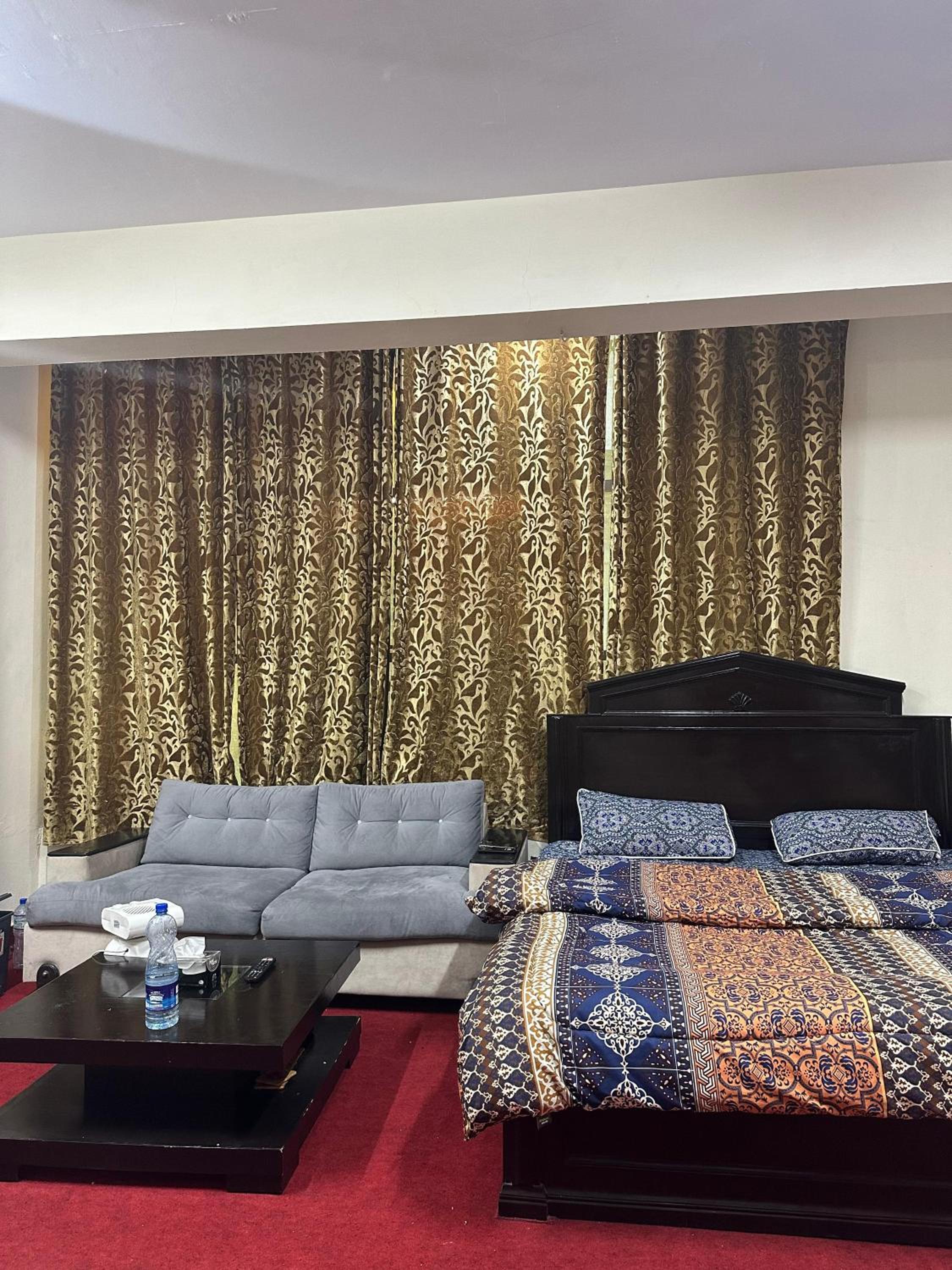 Lal lodges suite apartment view 4