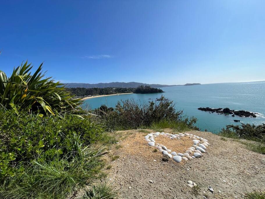 Stephens Bay Delight Kaiteriteri view 2