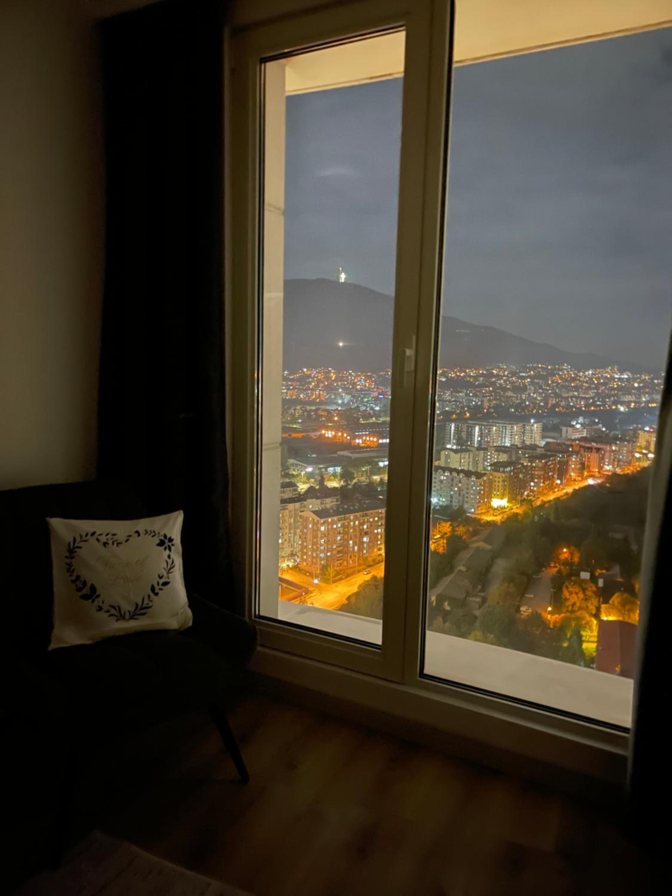 Skyview Sunlight Apartment 29th Floor view 4