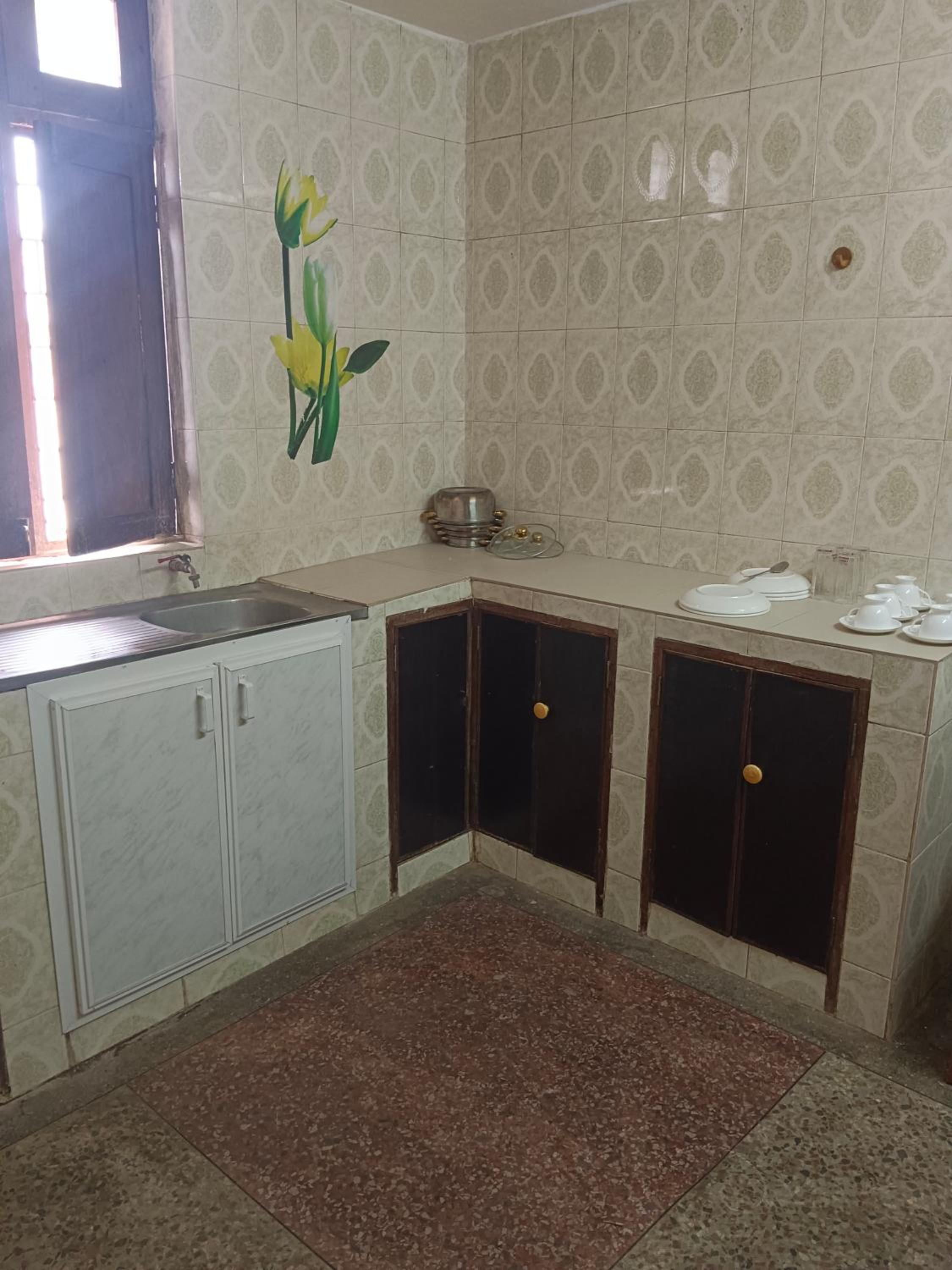 Luhasa second floor apartment