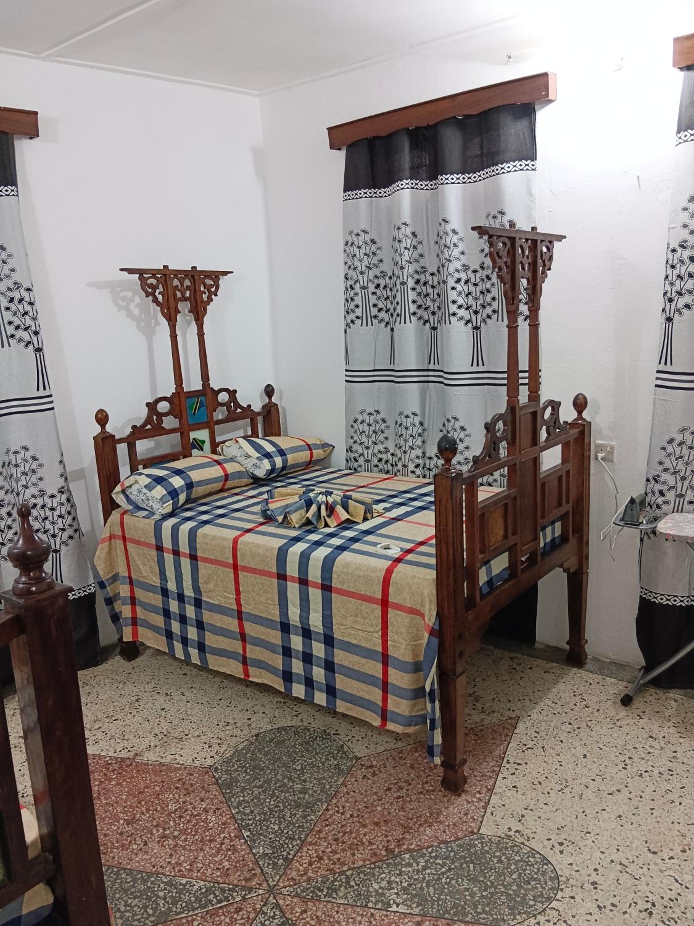 Luhasa second floor apartment
