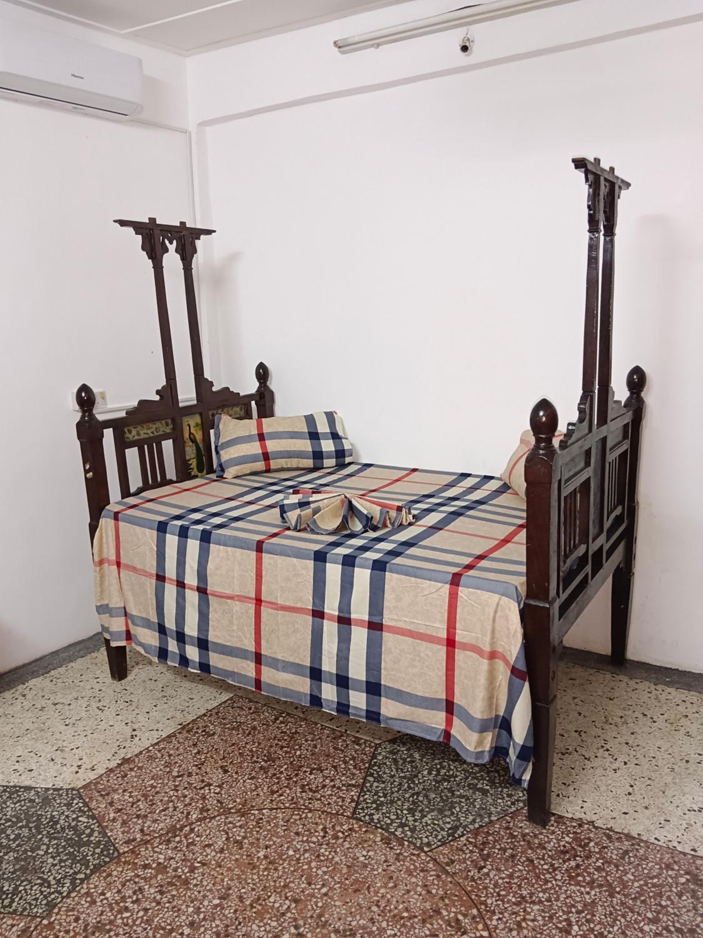 Luhasa second floor apartment