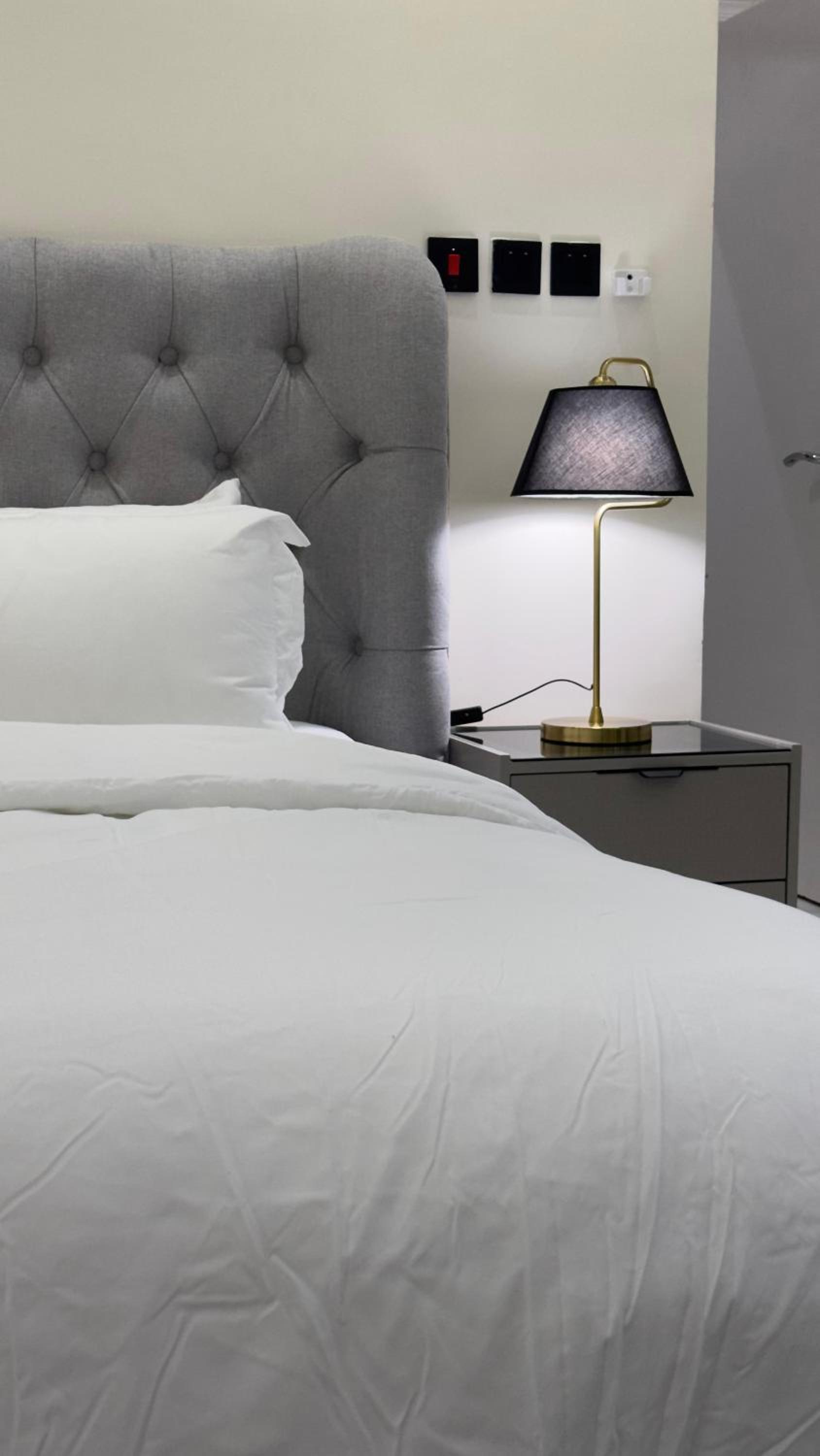 D13 - Quiet studio elegant Luxury apartment Self-Entry