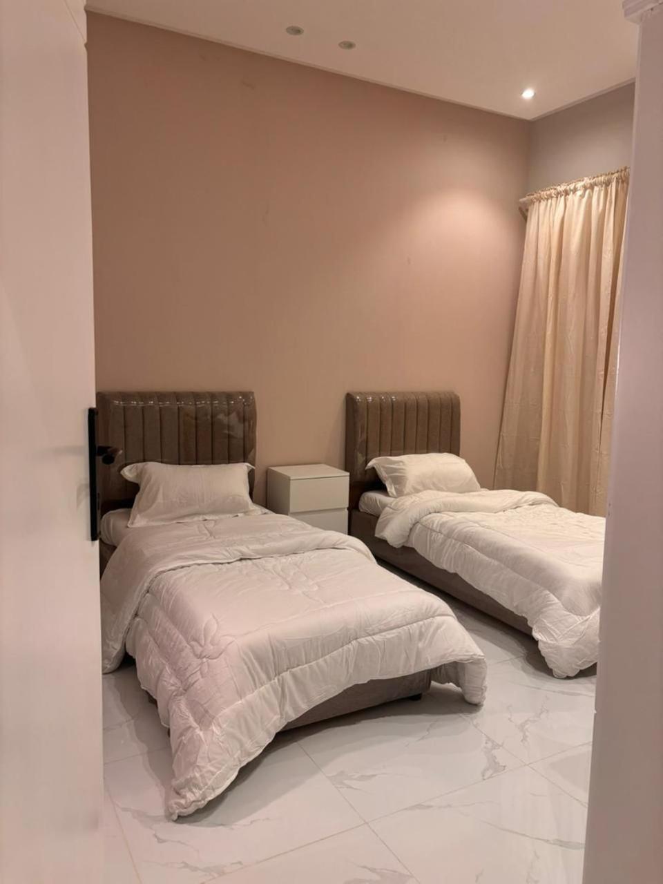 2 bedroom apartment near KAFD