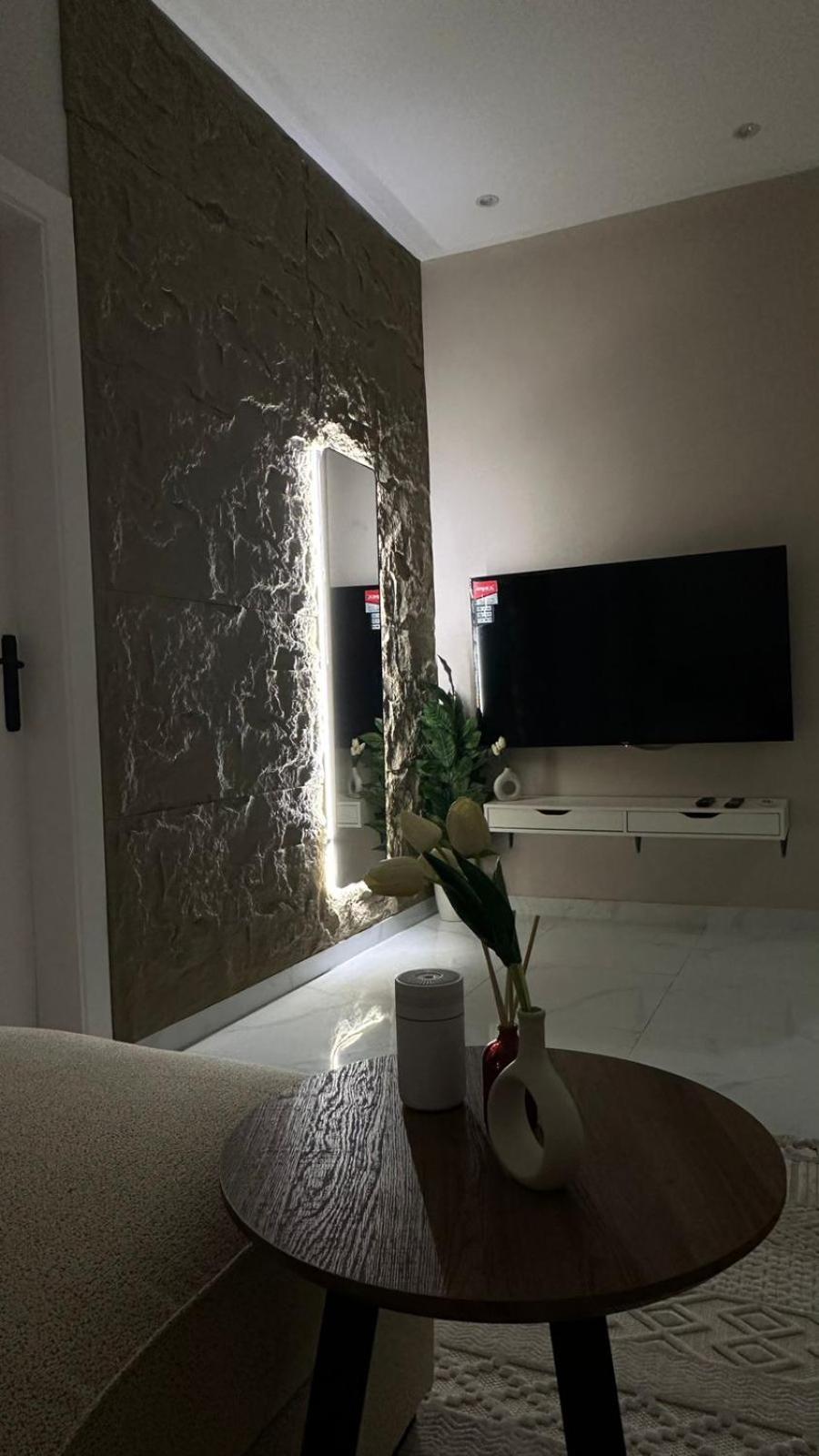 2 bedroom apartment near KAFD