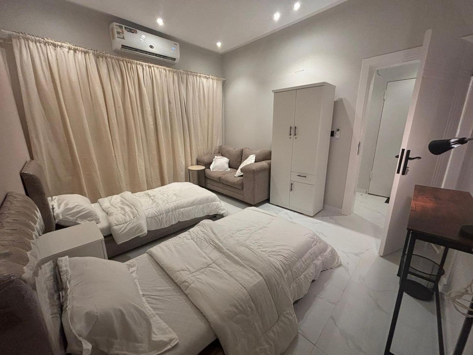 2 bedroom apartment near KAFD