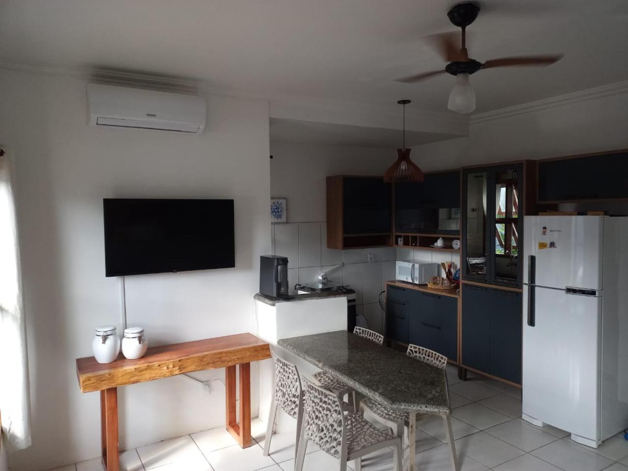 Apartamento 3 quartos Duplex na Praia Taperapuan, 400 metros da praia