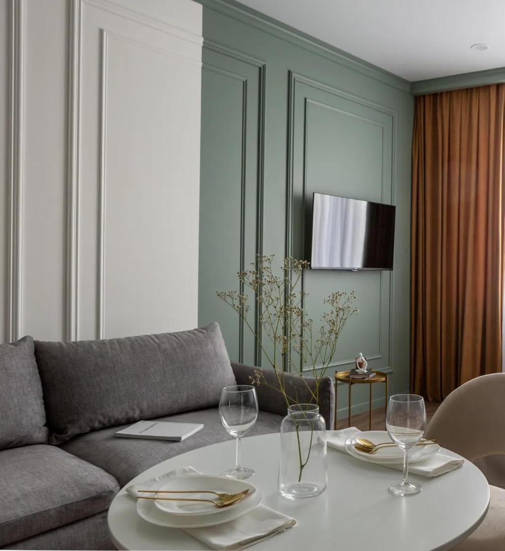 Marc & spacious and bright