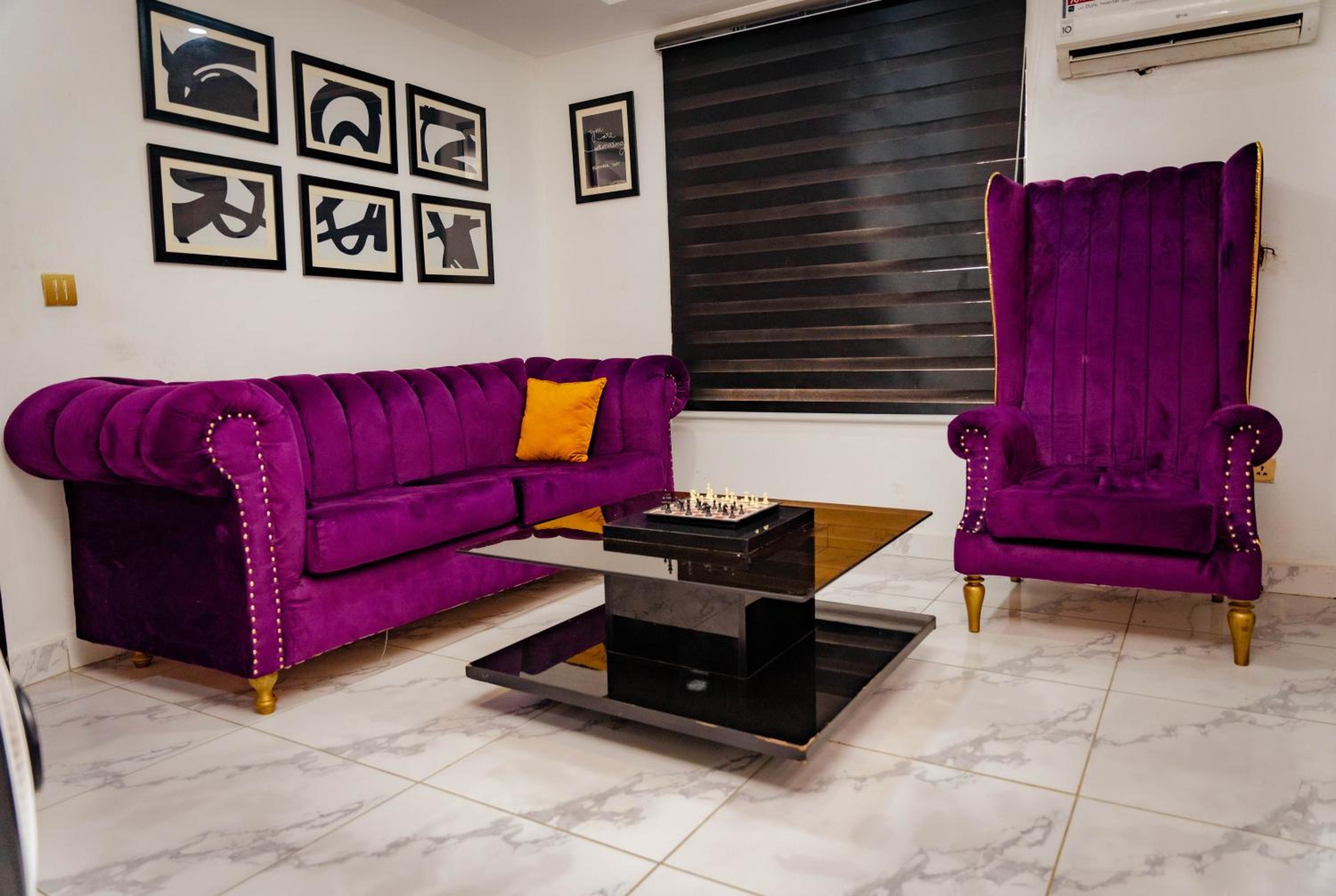 Standard Luxury Room - Sleeps2 - Pool - PetAllowed