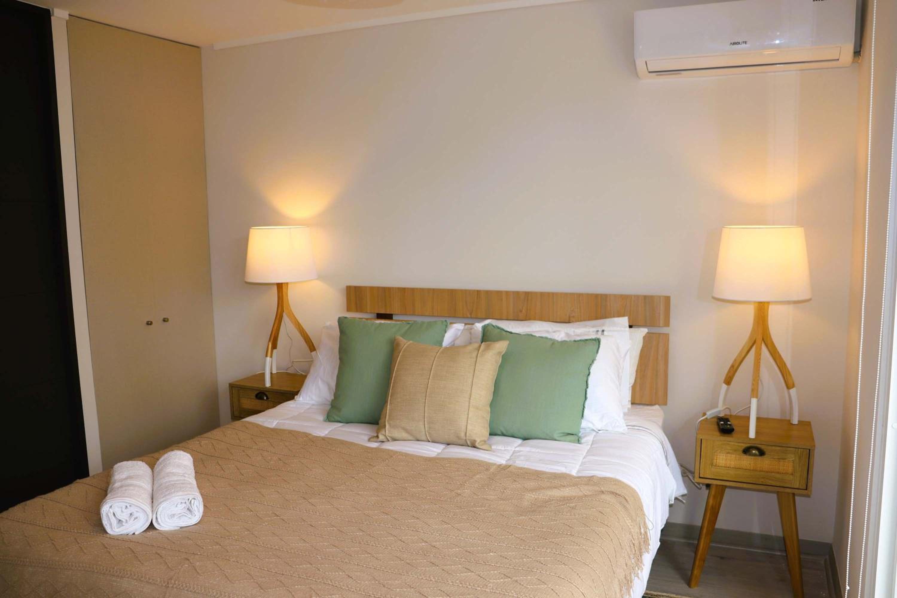 HOM l Centrico WifiPiscina Alameda MetroSantaLucia