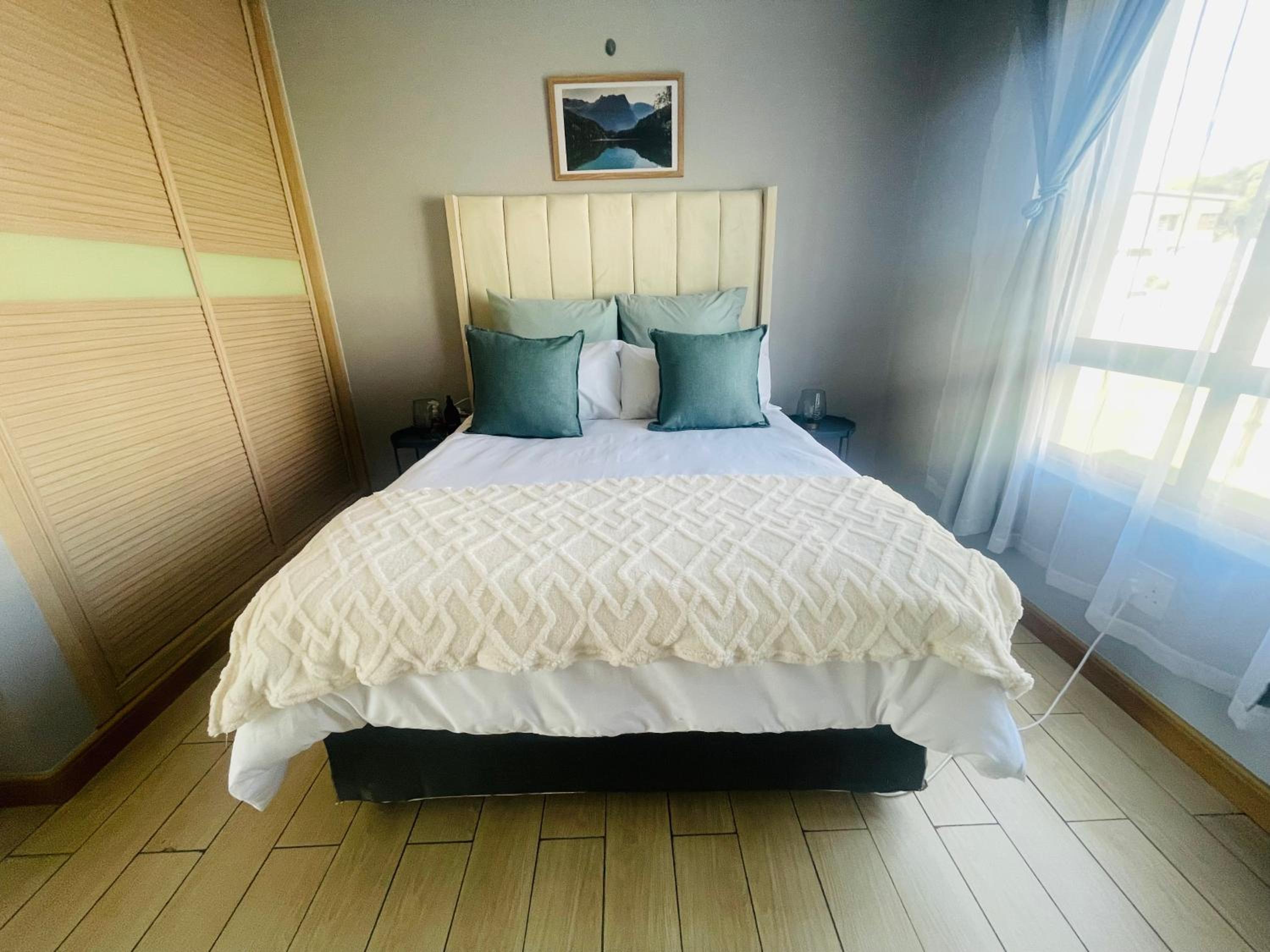 12th La Maison view 3