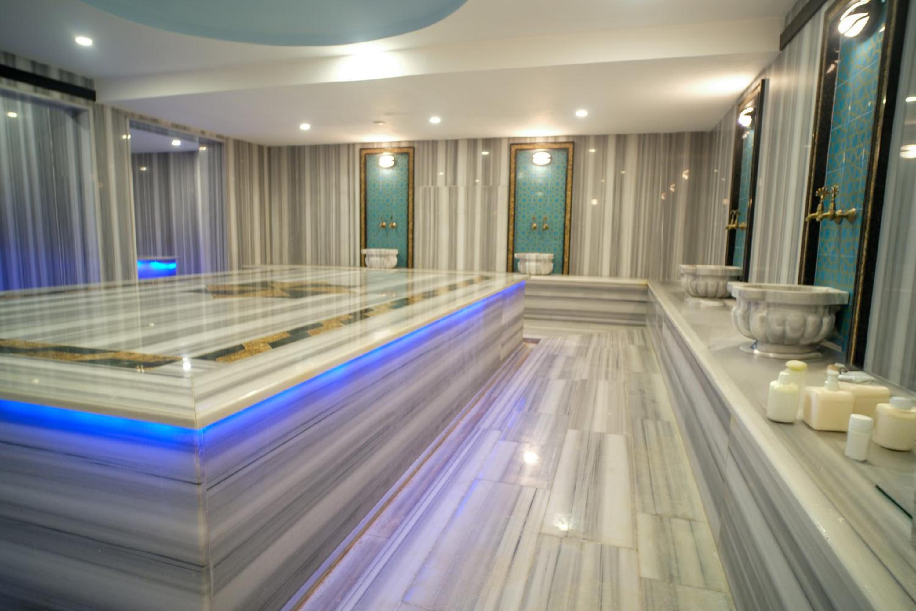 Graf Victor Otel - Image 76