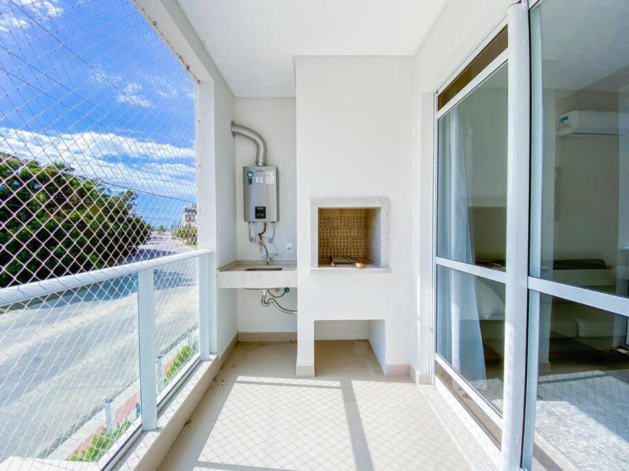 Apartamento sofisticado na Praia de Palmas - 0120