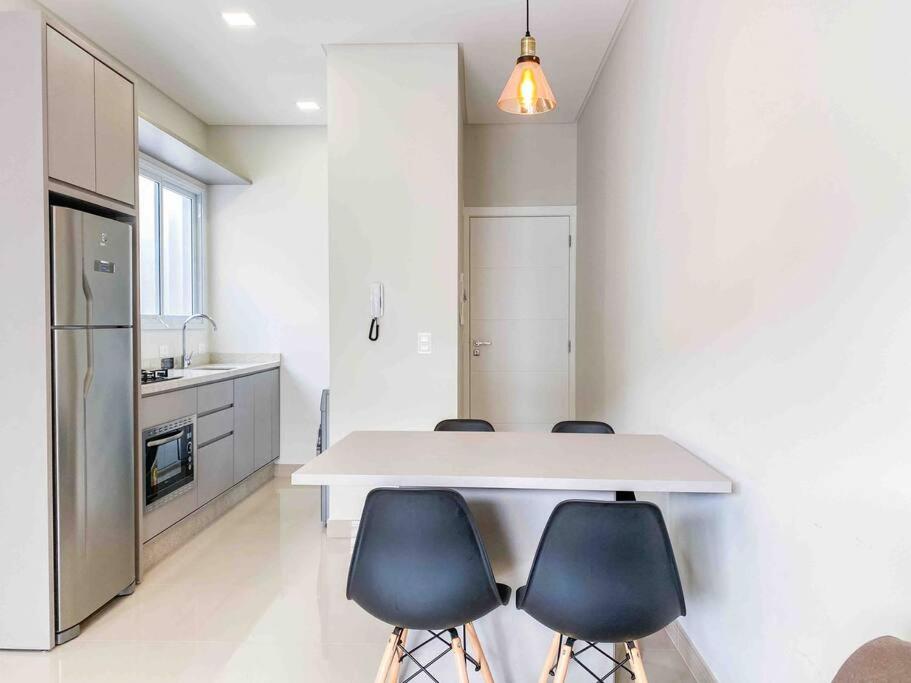 Apartamento incrível para férias em família - 0121