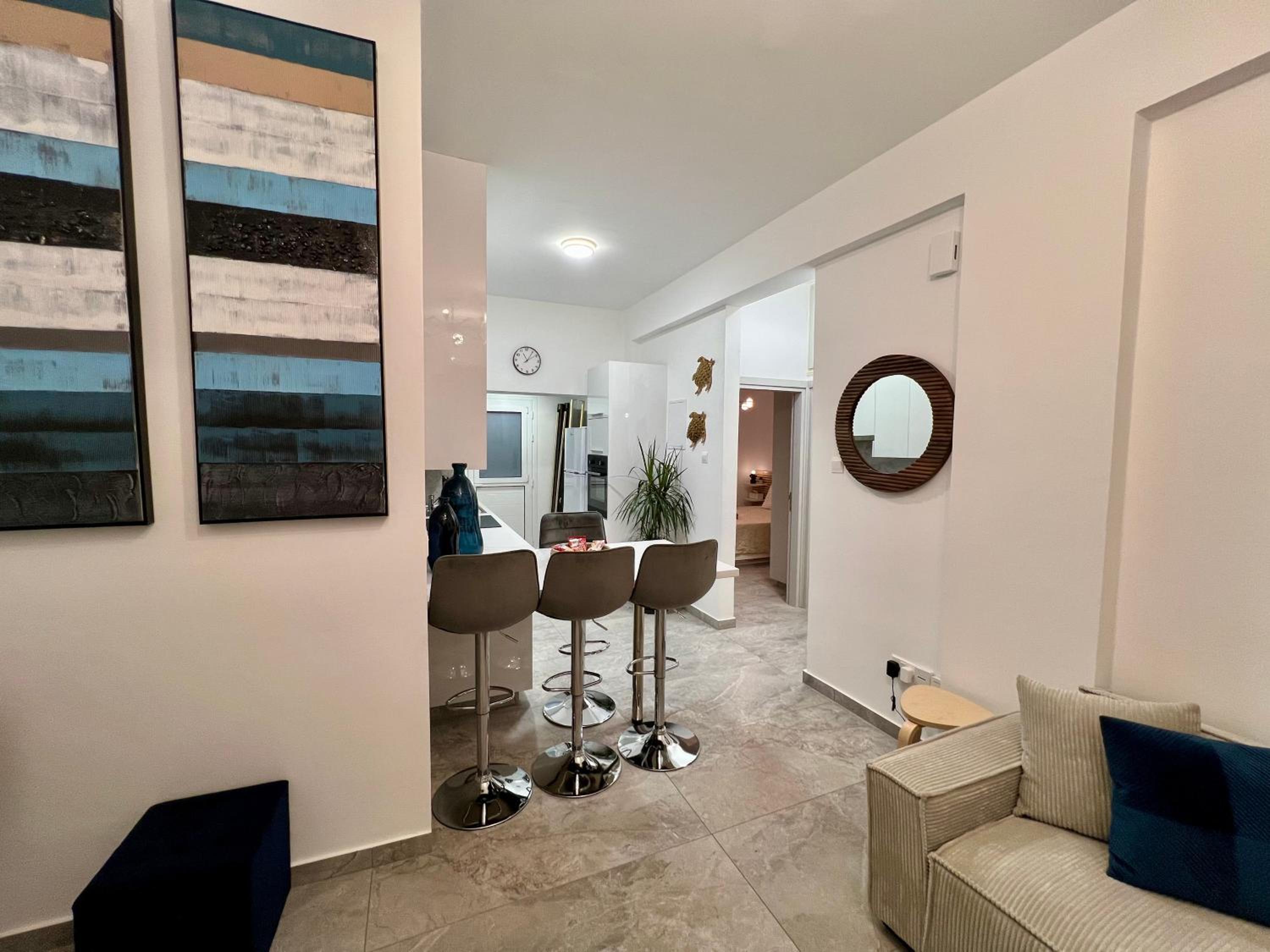 FatCow Beach Apartment
