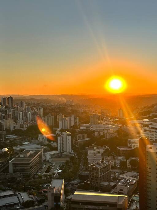 Gol No lugar Certo em BH Avenida Raja com Barão