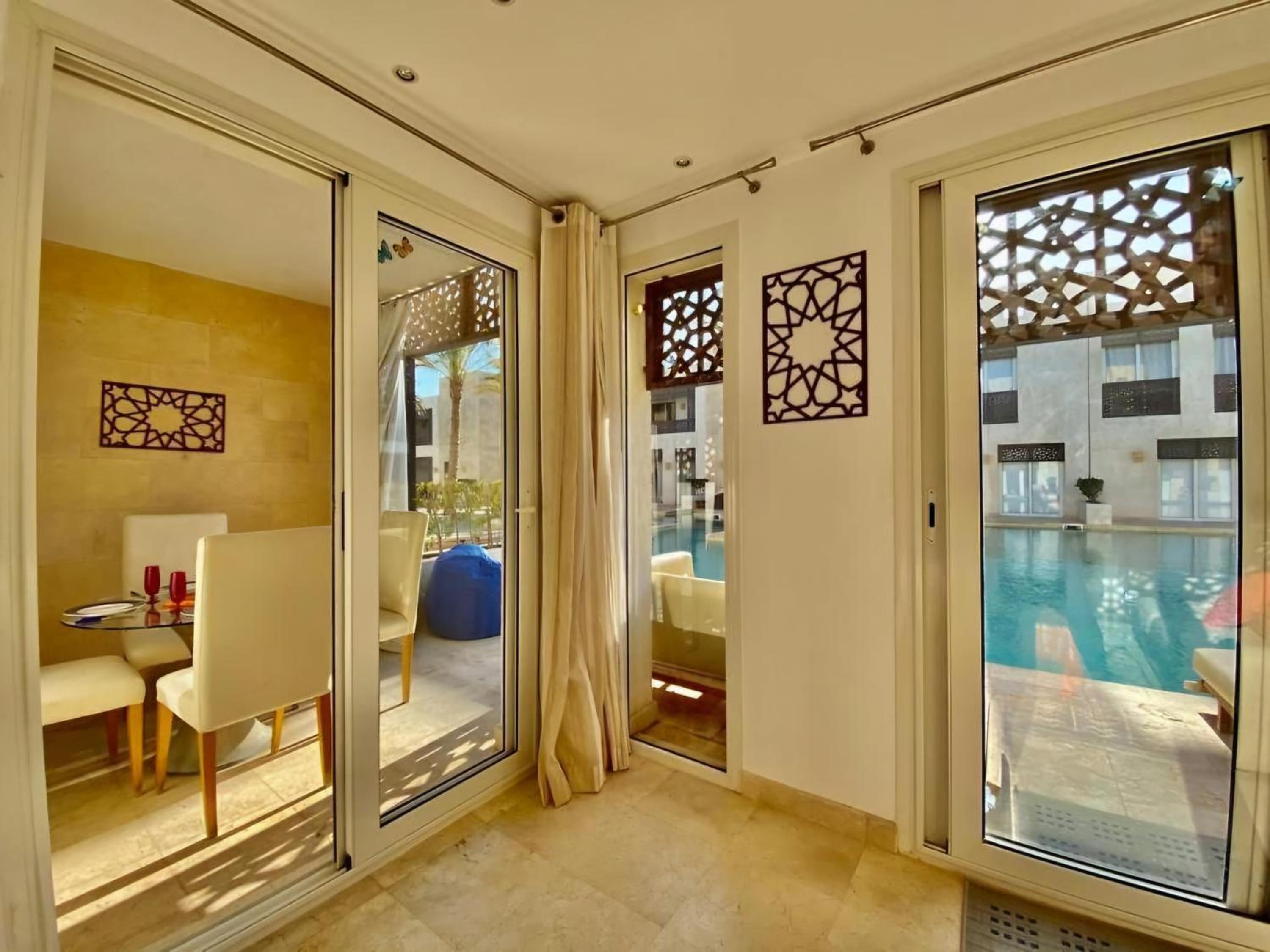 Amazing Pool View Apartment in Scarab Club El Gouna