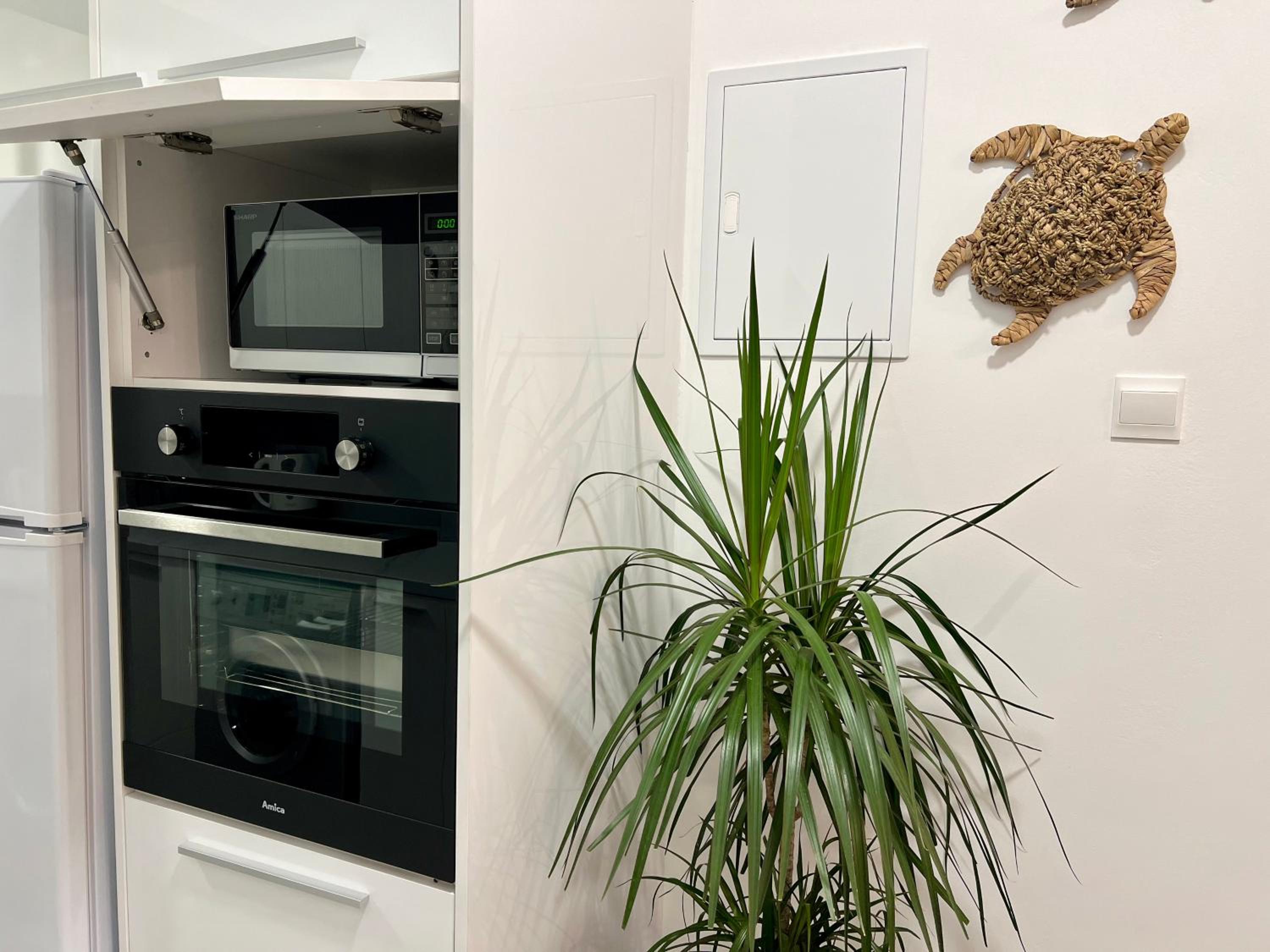 FatCow Beach Apartment