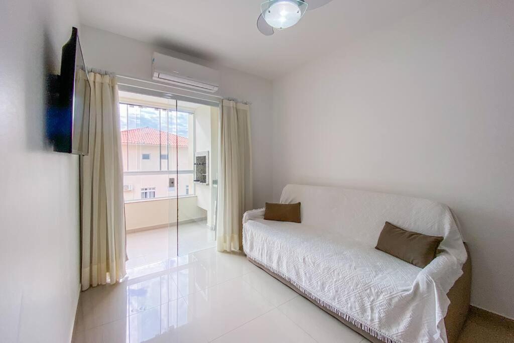 Apartamento vista mar na Praia de Palmas - 0124