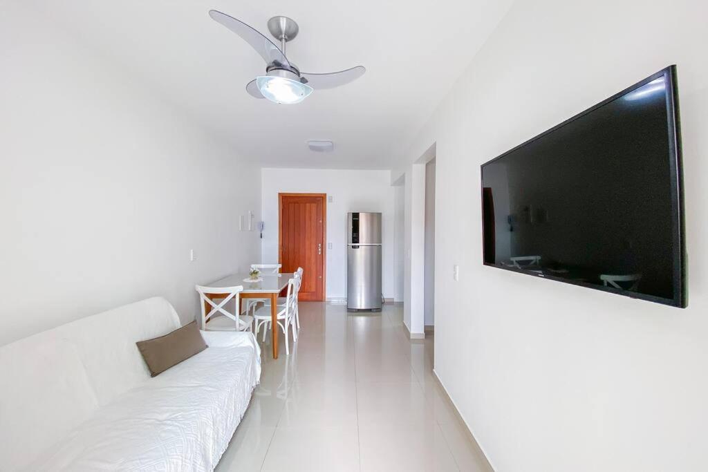 Apartamento vista mar na Praia de Palmas - 0124