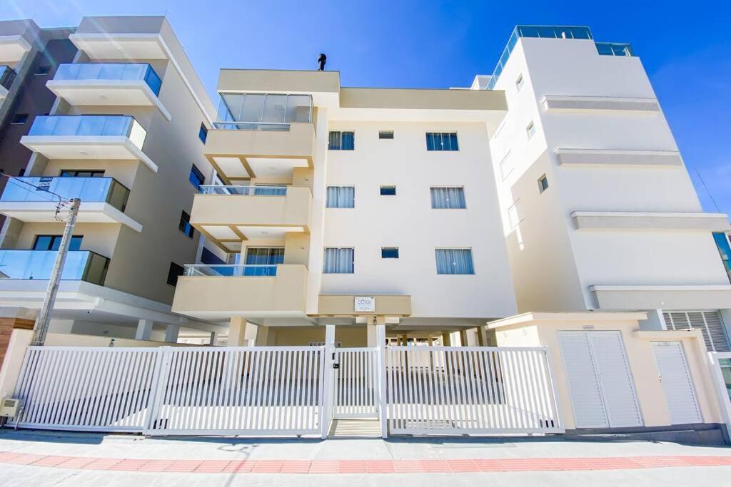 Apartamento vista mar na Praia de Palmas - 0124