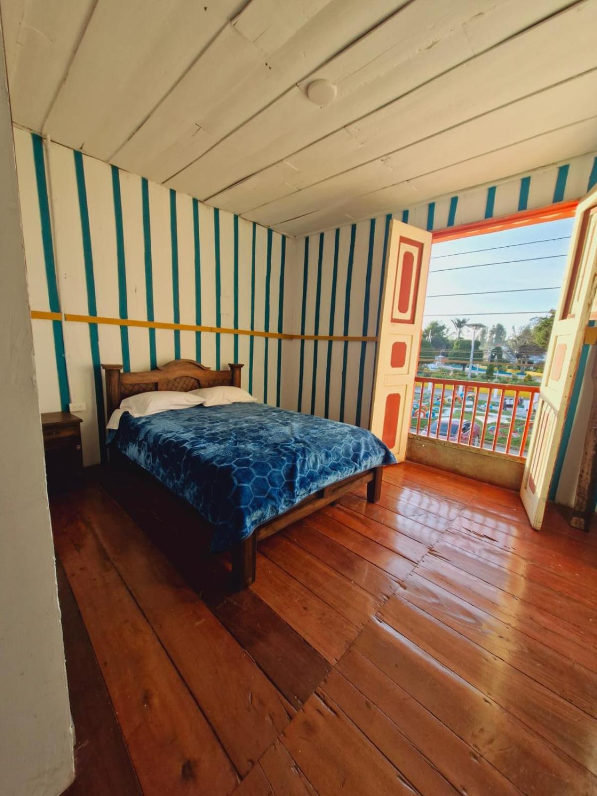 Hostal Casa Celeste