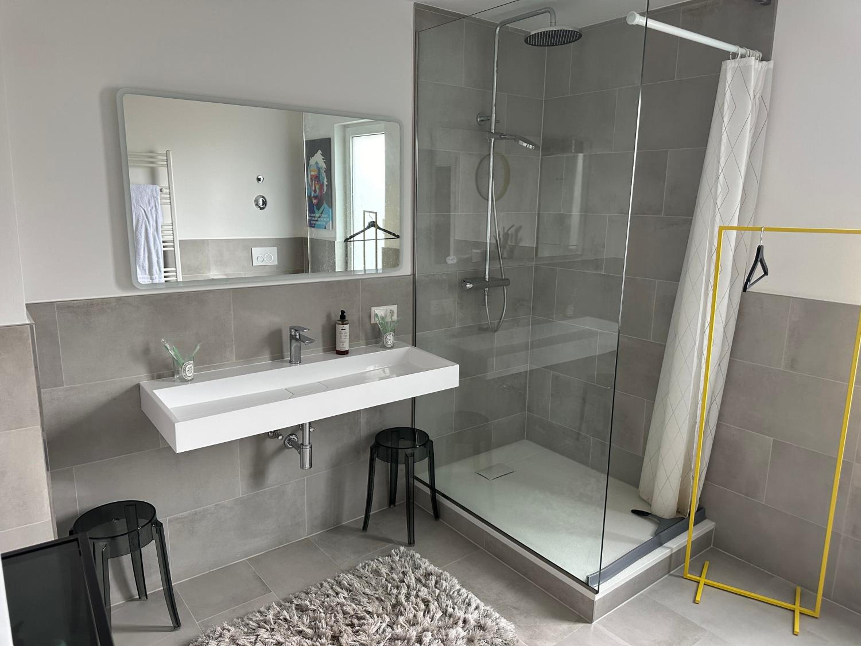 Stylisches Apartment mit großem Tageslichbad am Marktplatz